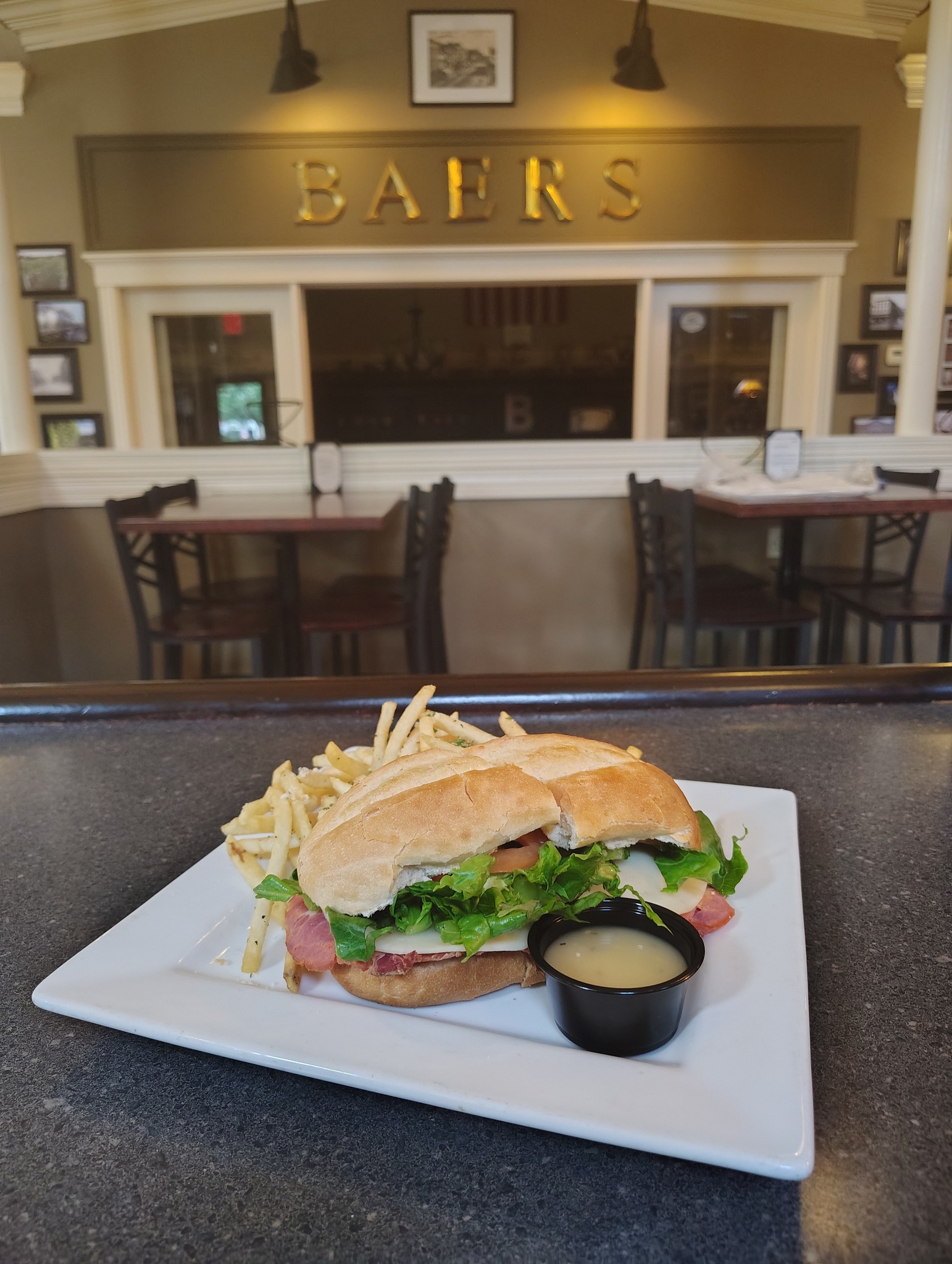Baers City Winery & Brick Oven Kitchen New Albany