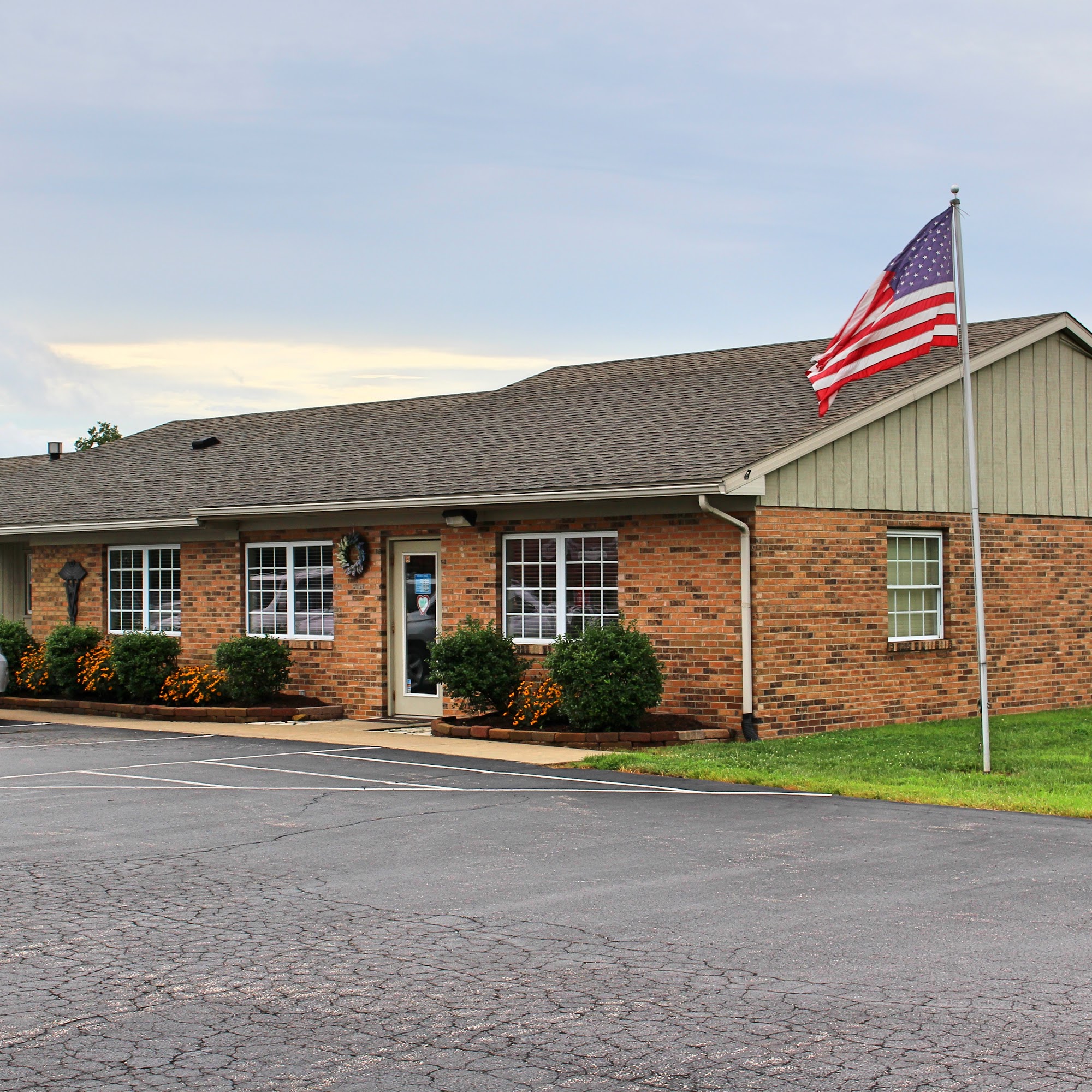 Warrick Veterinary Clinic - Newburgh Plaza Newburgh
