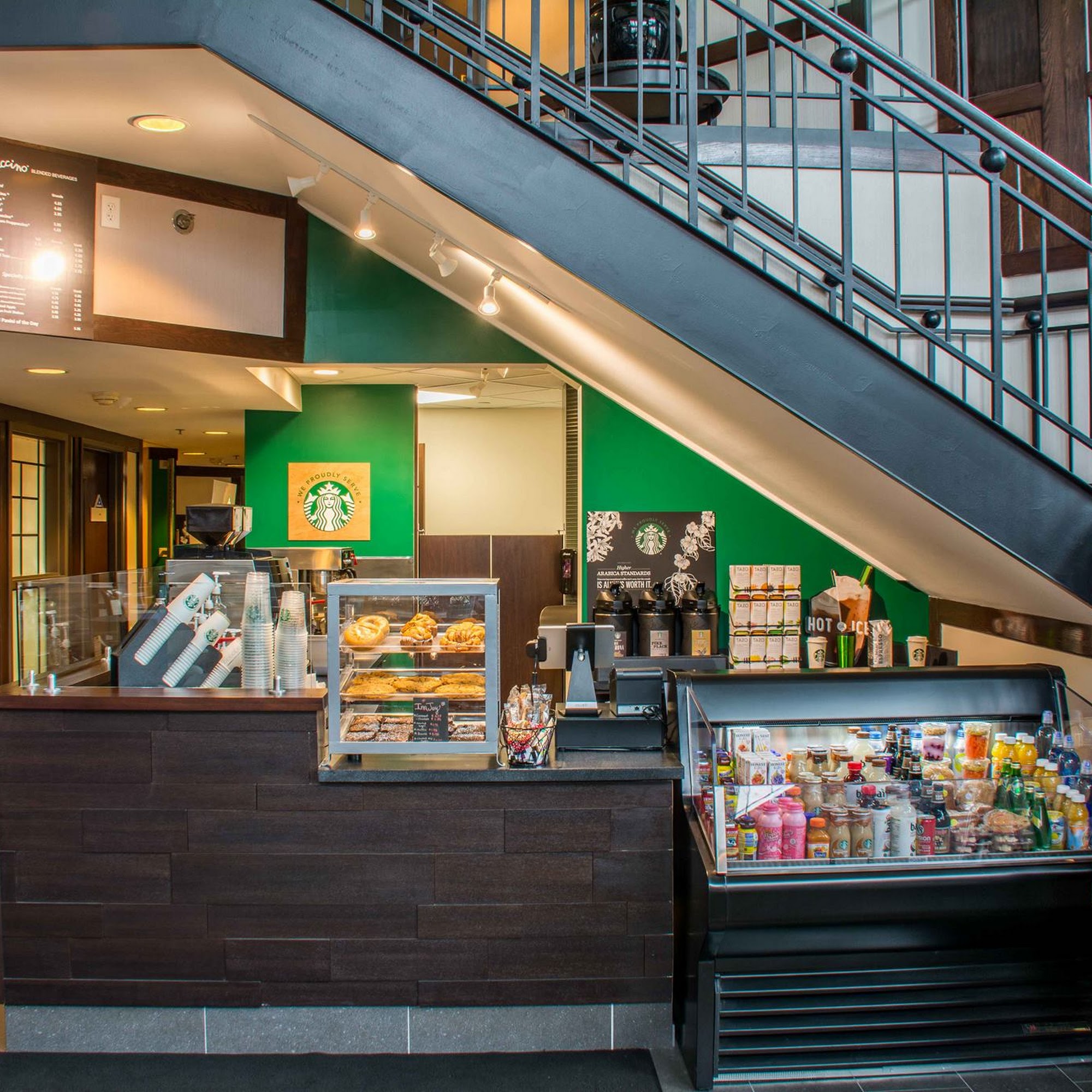 Innjoy Cafe (inside hotel) South Bend