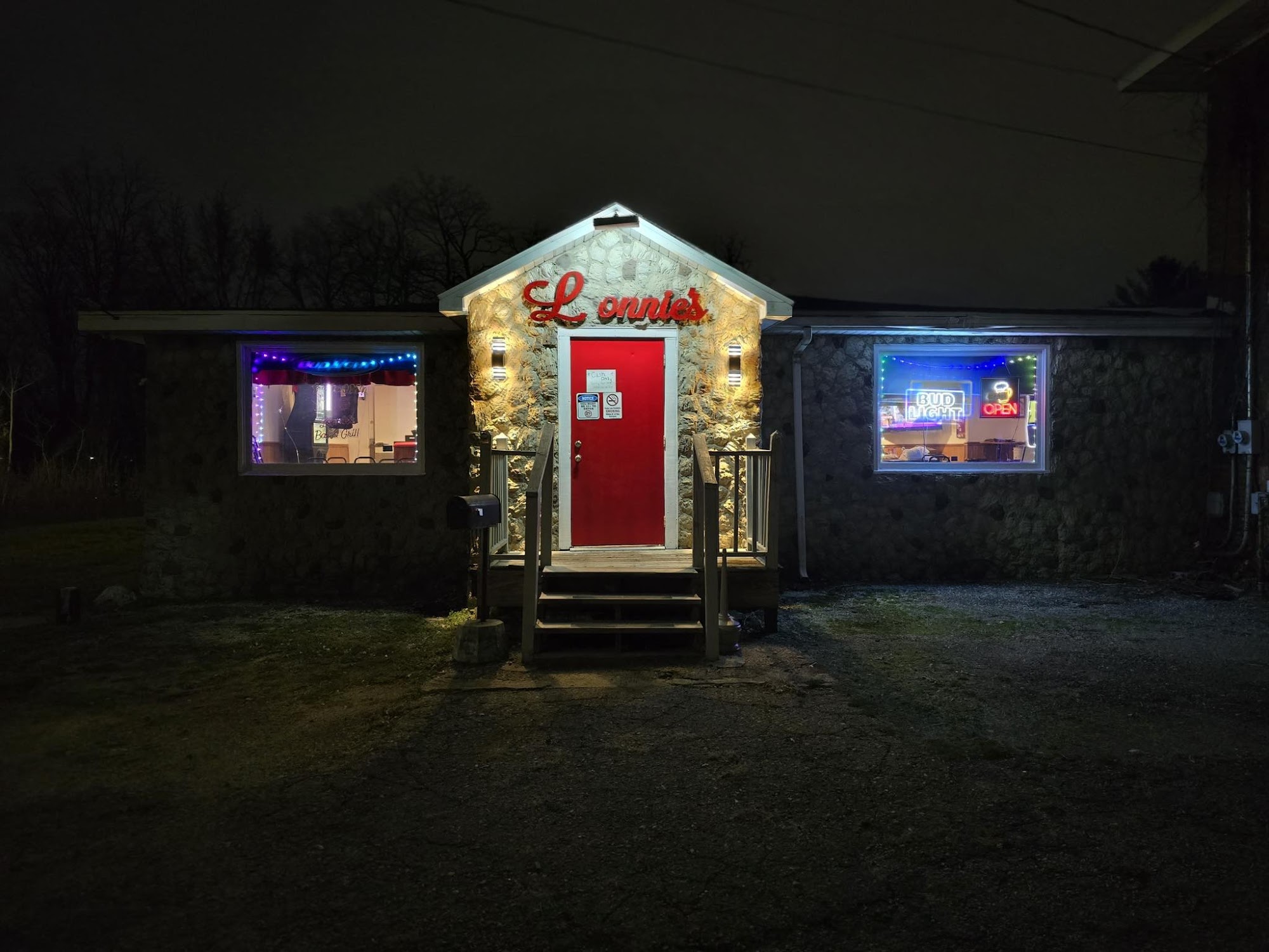 Lonnie's Bar & Grill Menu