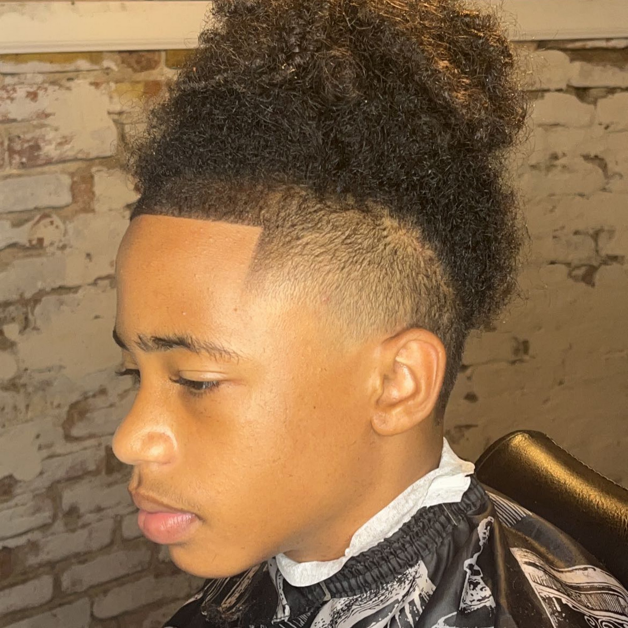 DennisCuts Barber Shop South Bend 511 N Olive St, South Bend Indiana 46628