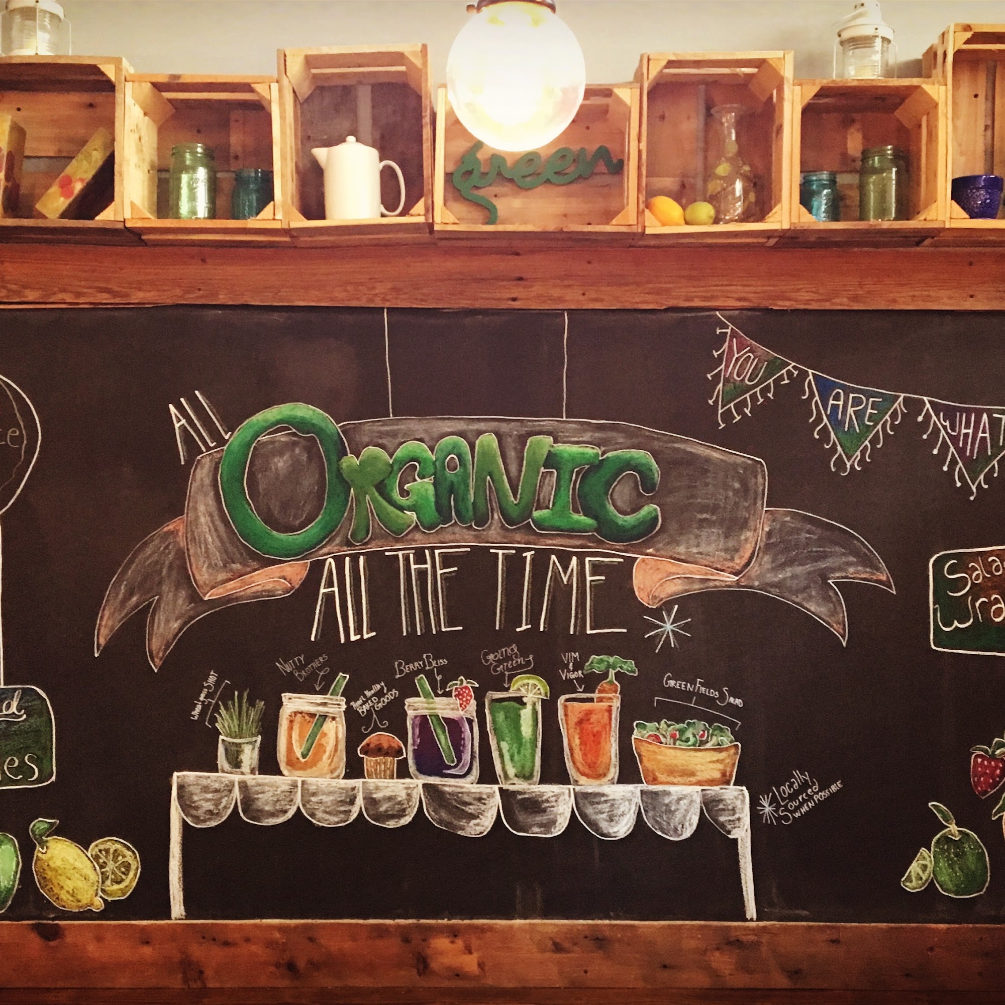 Roots Market Café Valparaiso