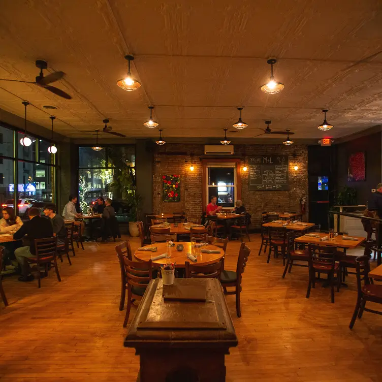 Photo credit: opentable