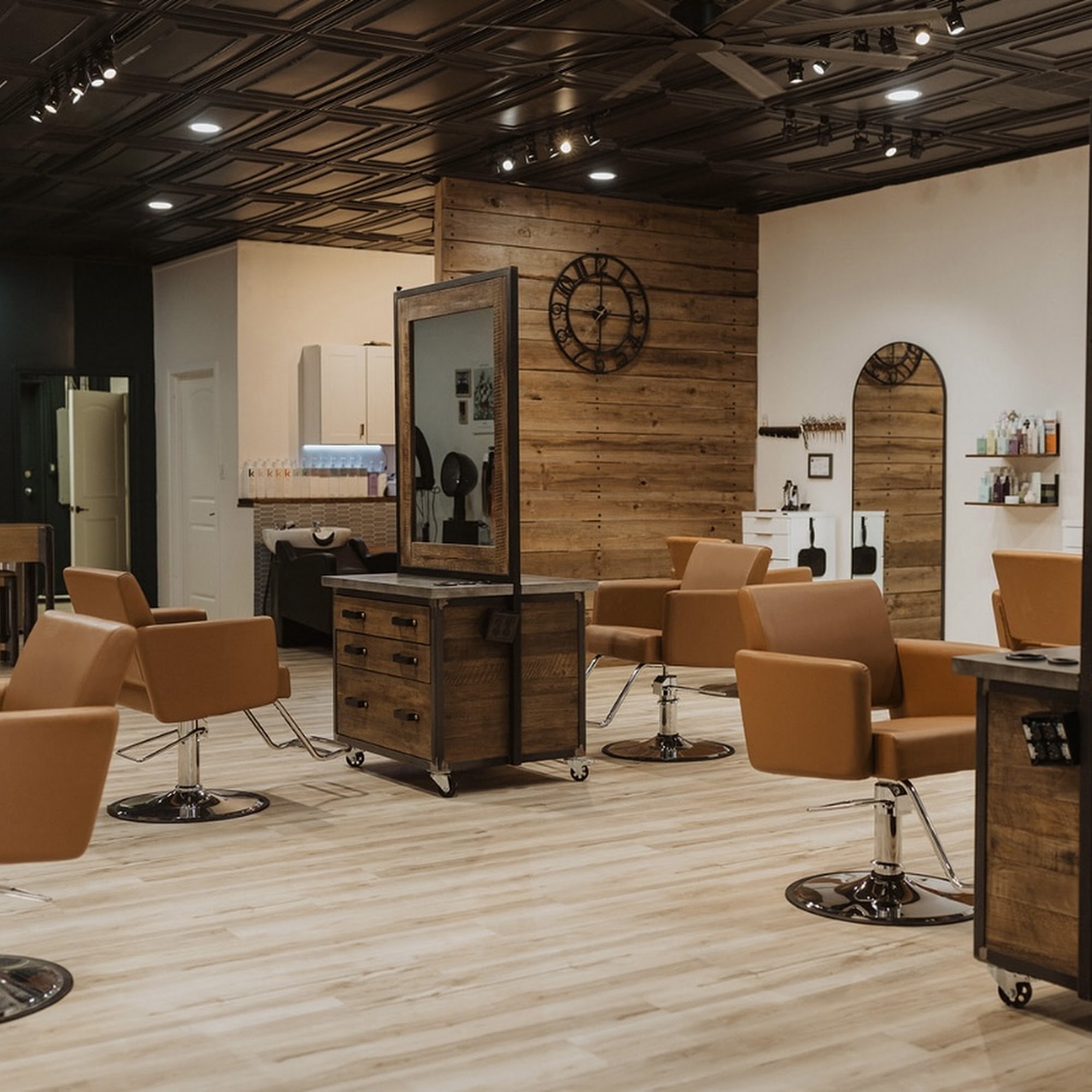 Salon 574 & Spa
