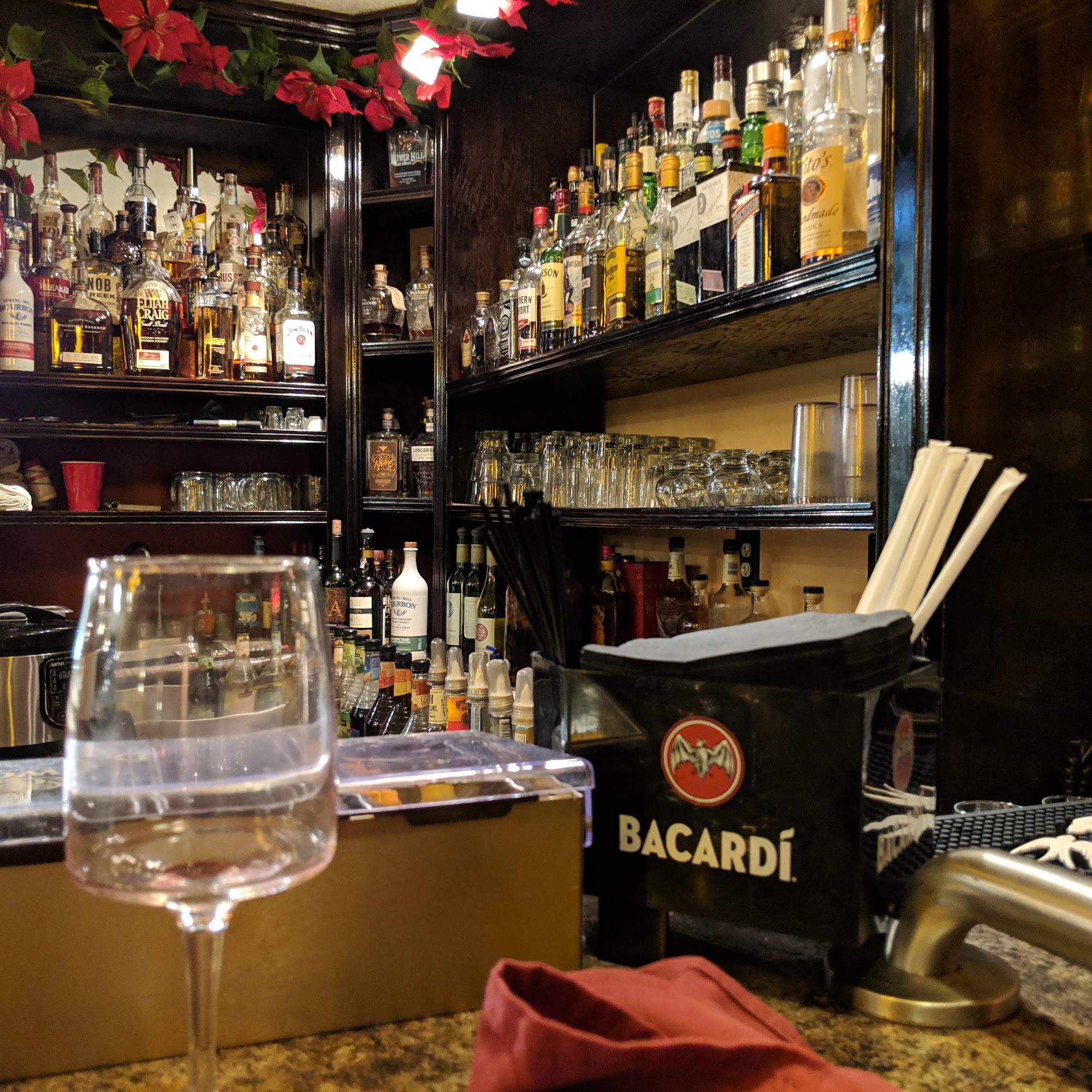 Vitor's Bistro & Sushi Bar West Harrison