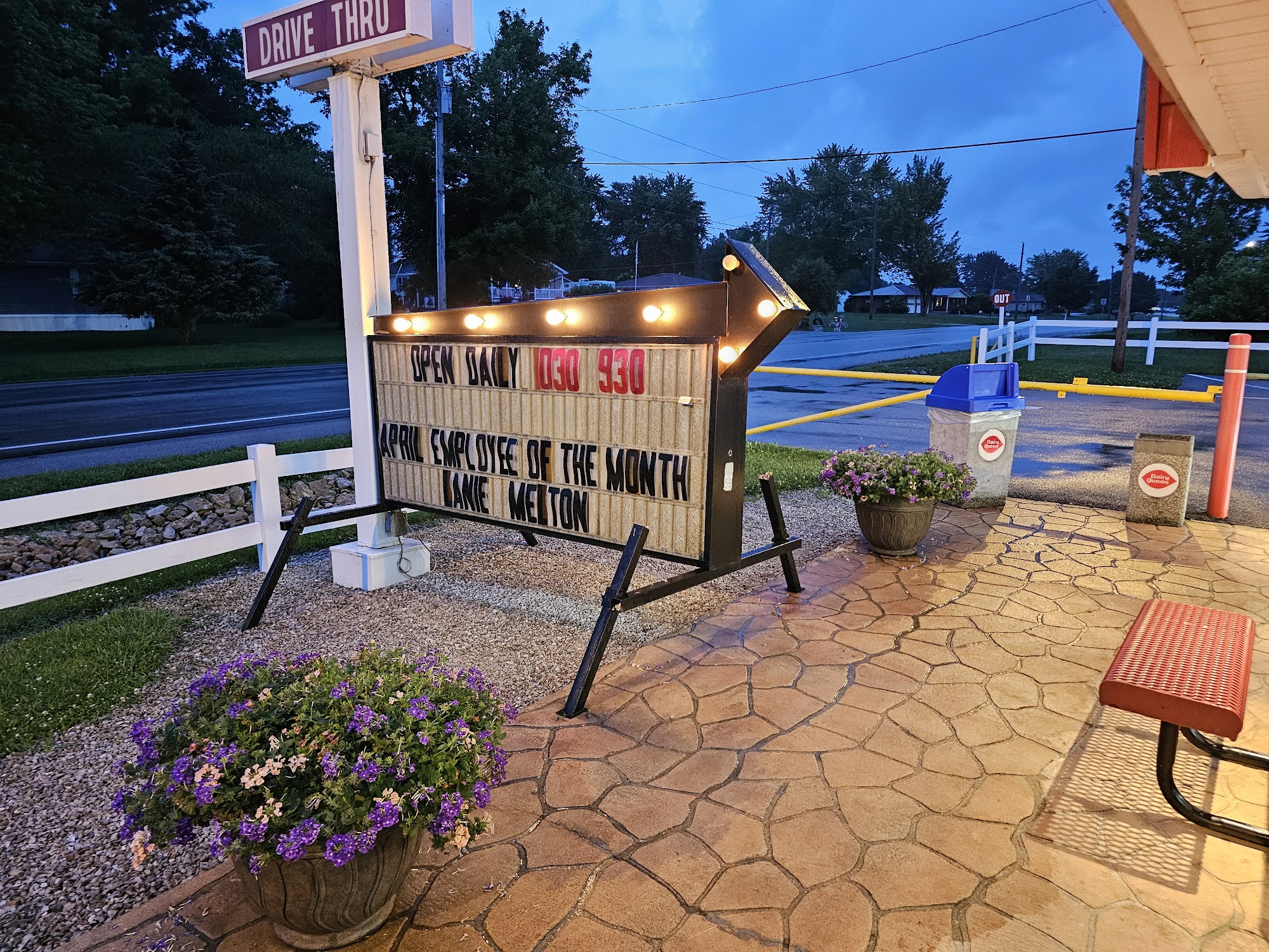 Dairy Queen (Treat) Menu