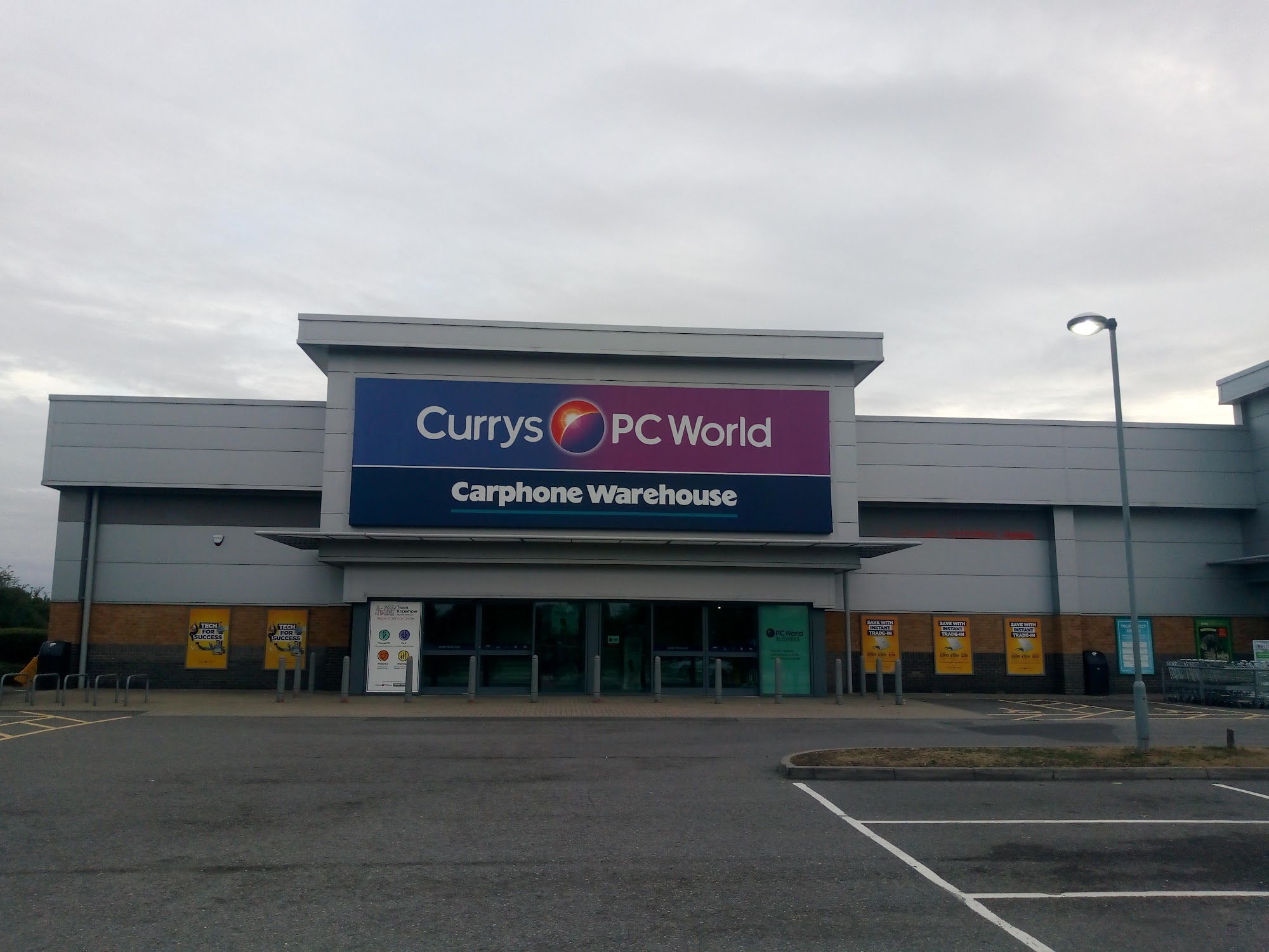Currys PC World Ashford