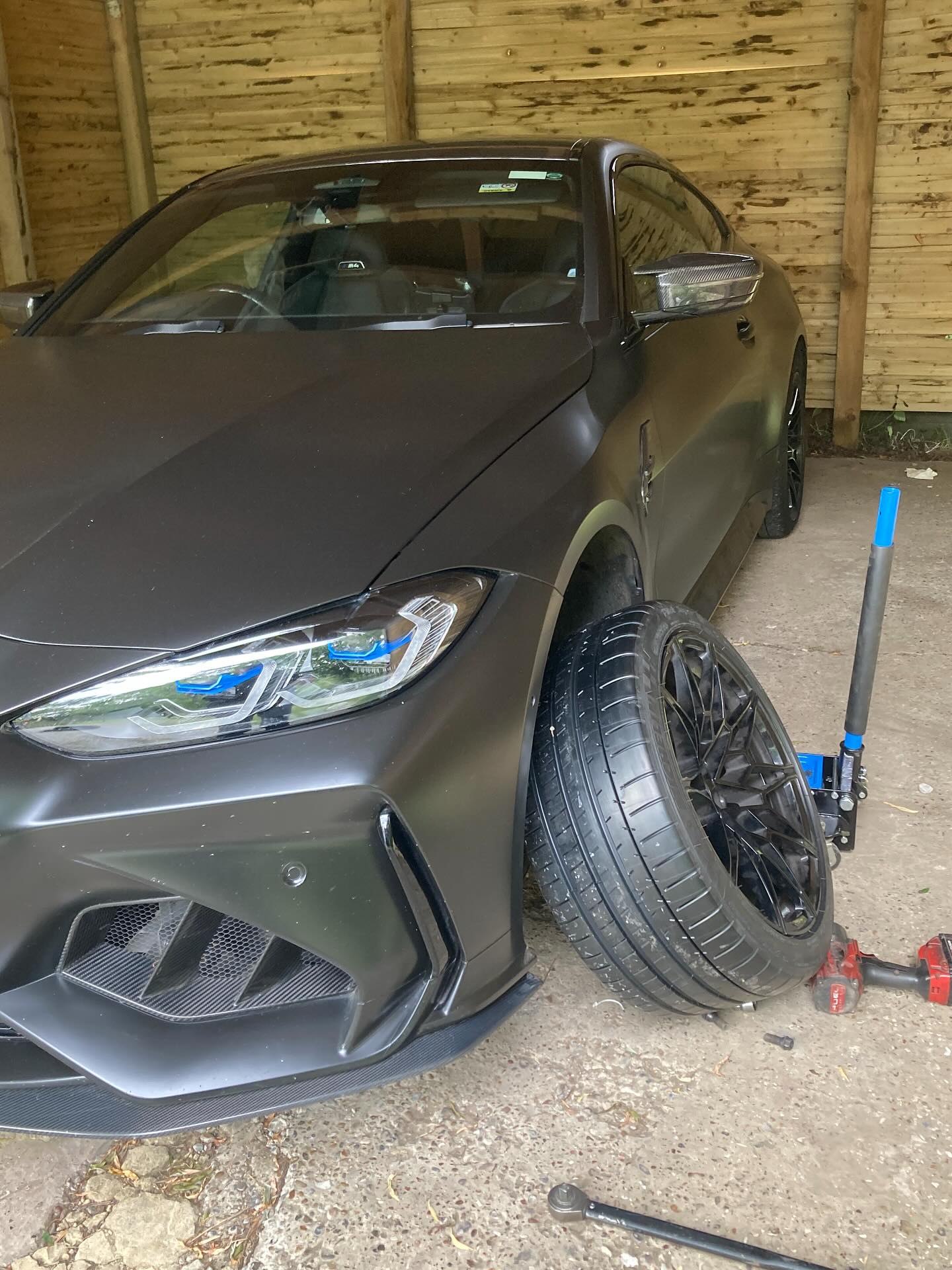 Hometyre Kent - Mobile Tyre Fitting Ashford, Maidstone and local areas