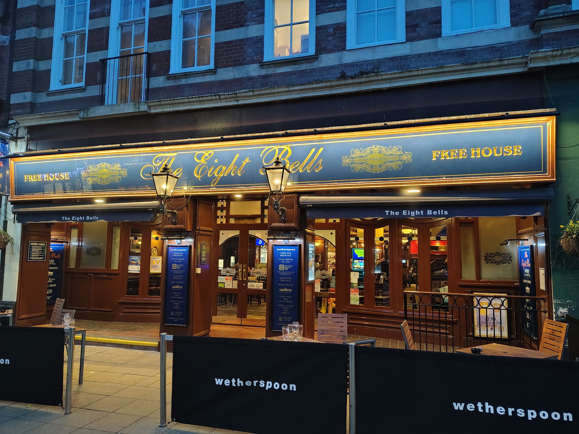 The Eight Bells 19 Cannon St, Dover