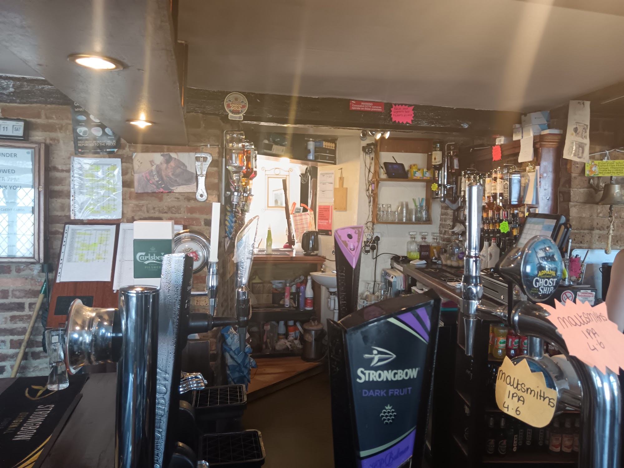 Cinque Port Arms 9 Clarence Pl, Dover