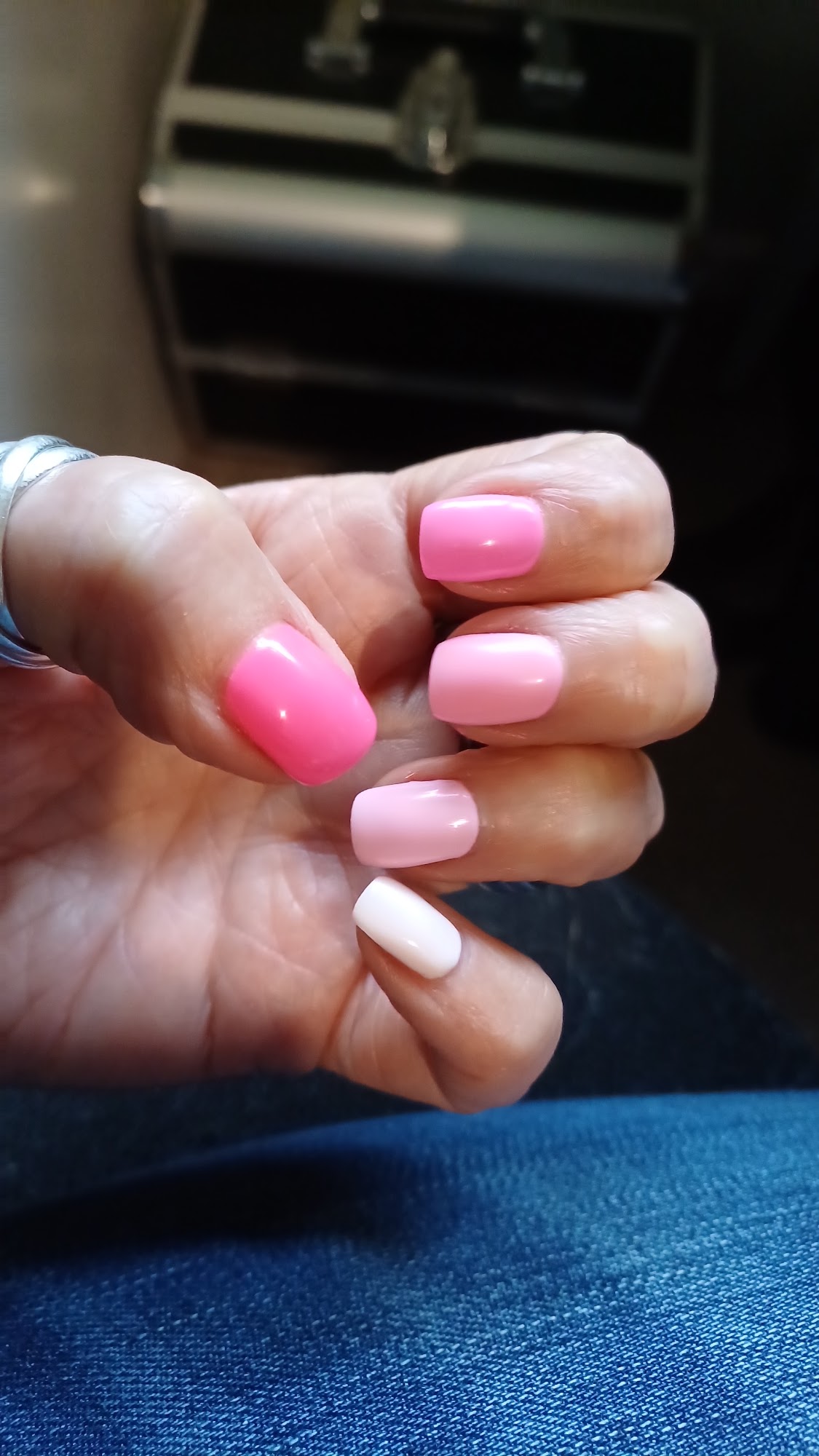 Ginettes Nails & Beauty Retreat