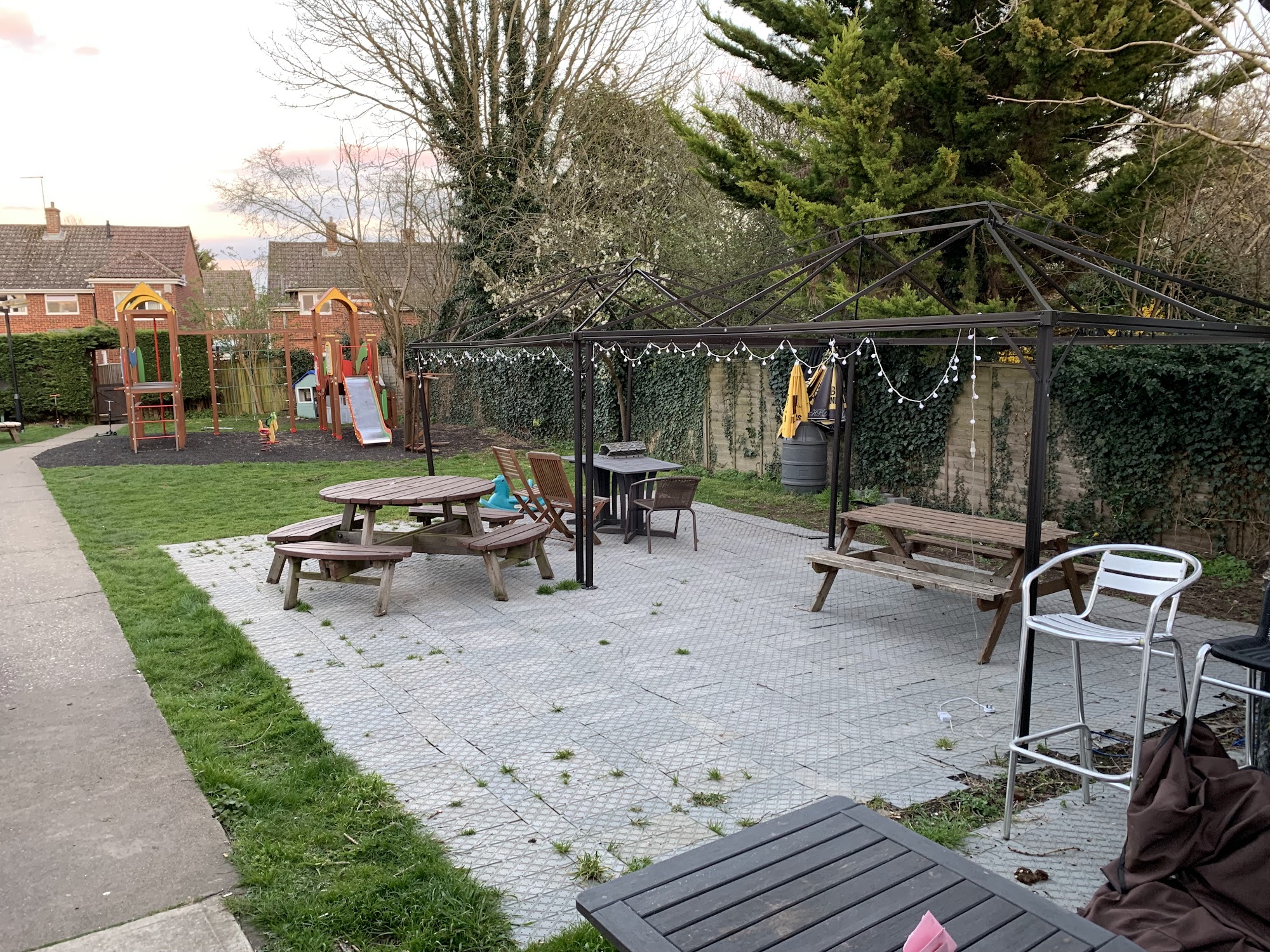 The Redstart 70 North St, Maidstone