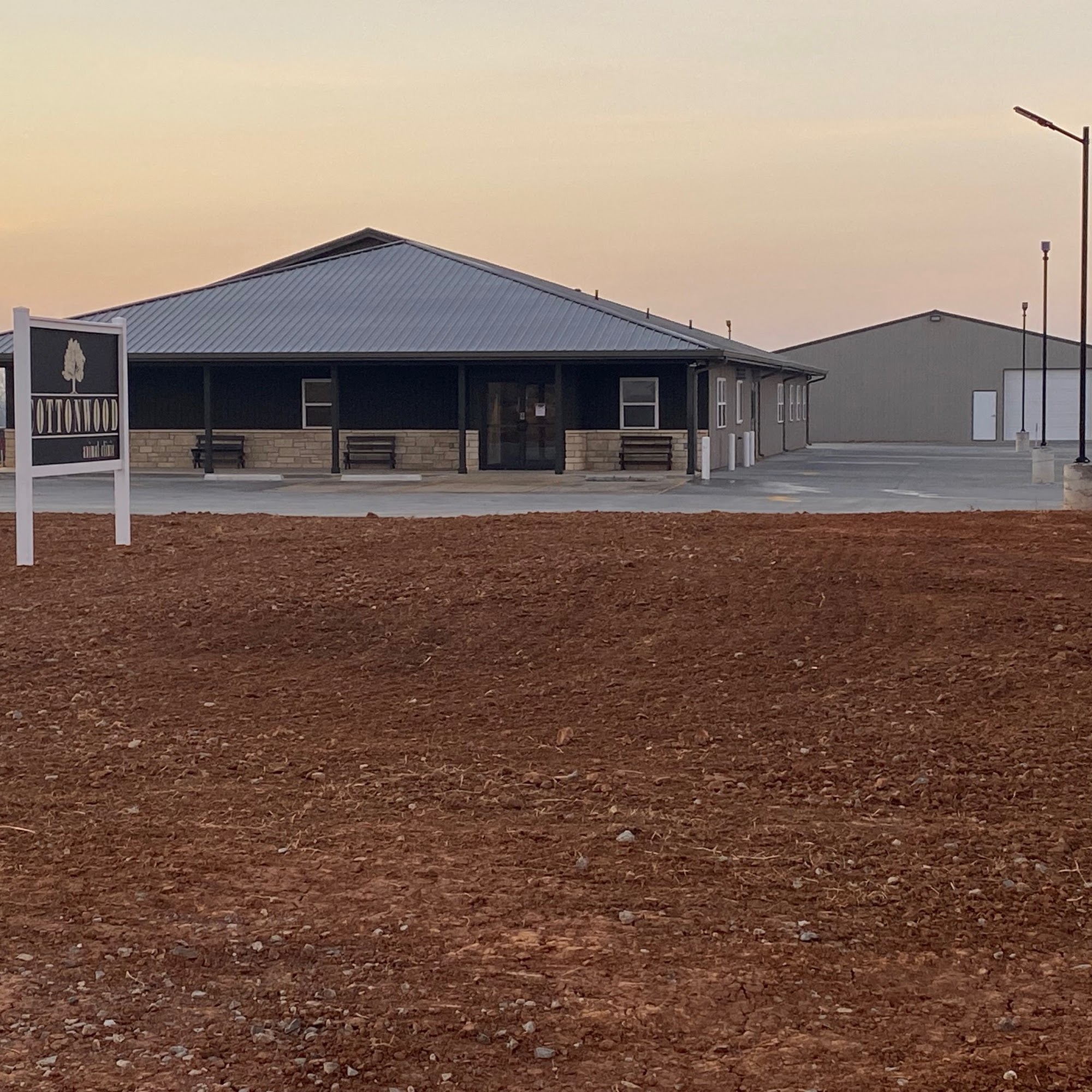 Cottonwood Animal Clinic Arkansas City