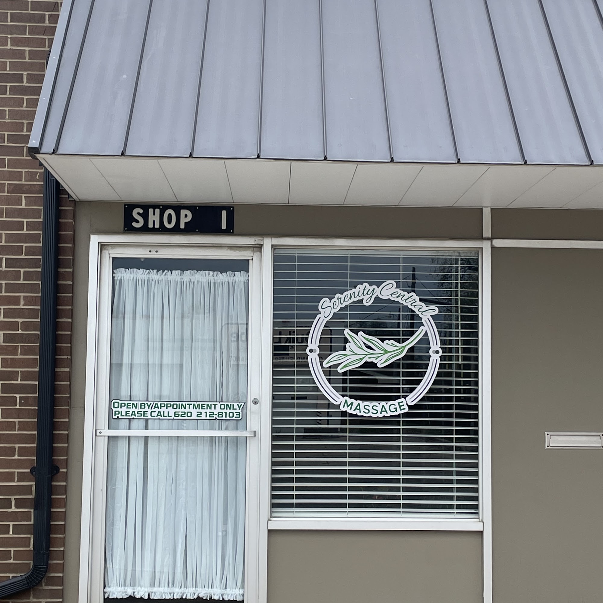Serenity Central Massage 222 W Main St Shop 1, Chanute Kansas 66720