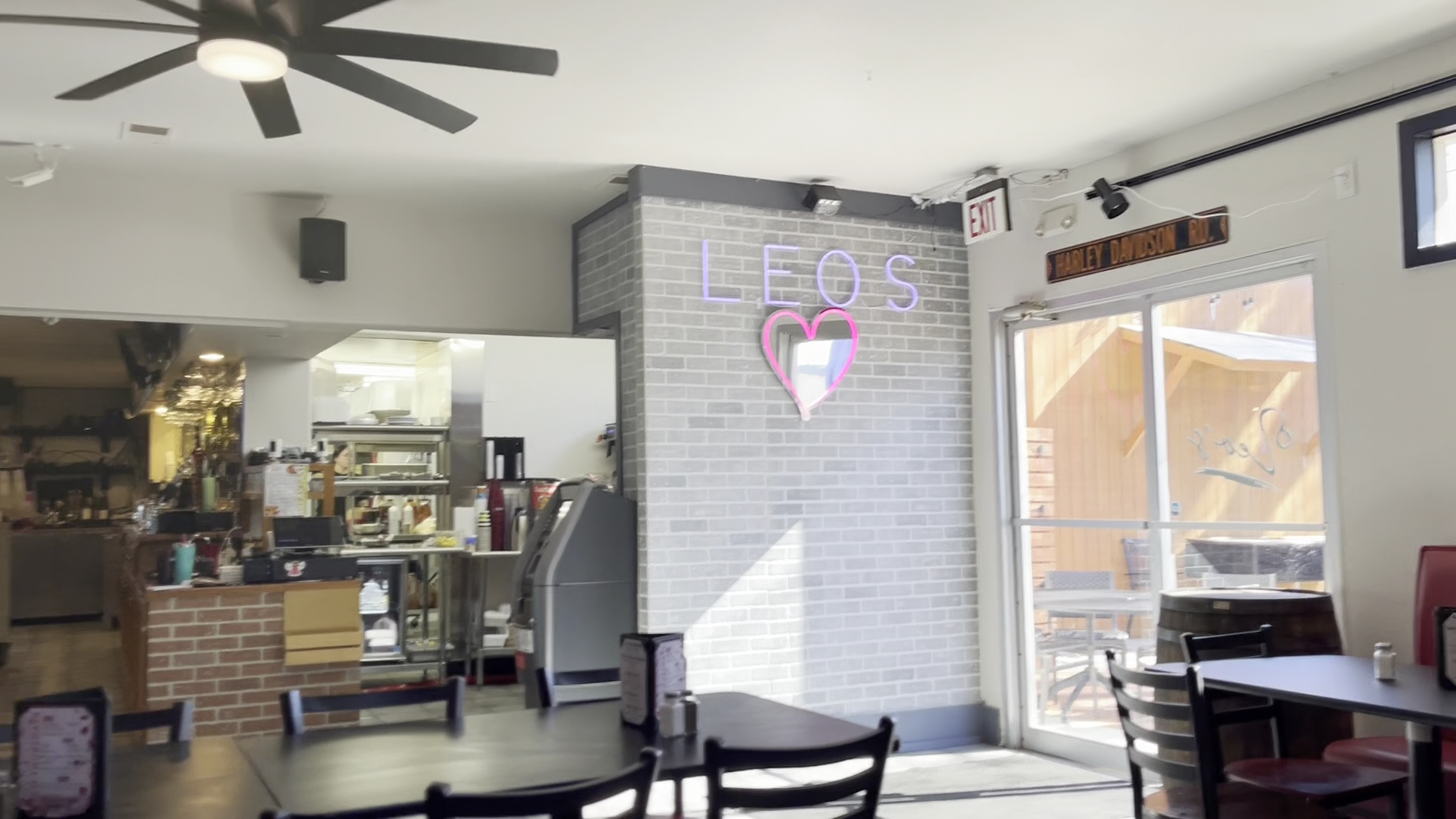 Leo’s Kitchen and Patio De Soto