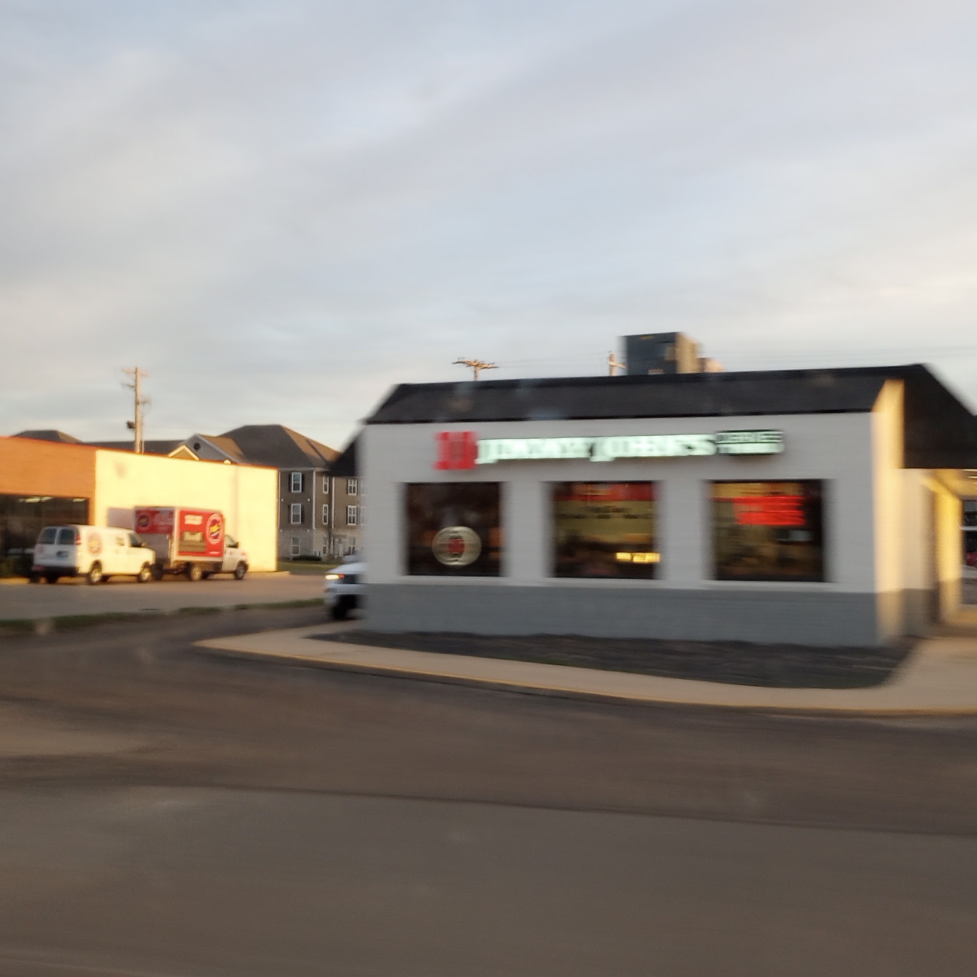 Jimmy John's 3809 10th St, Great Bend