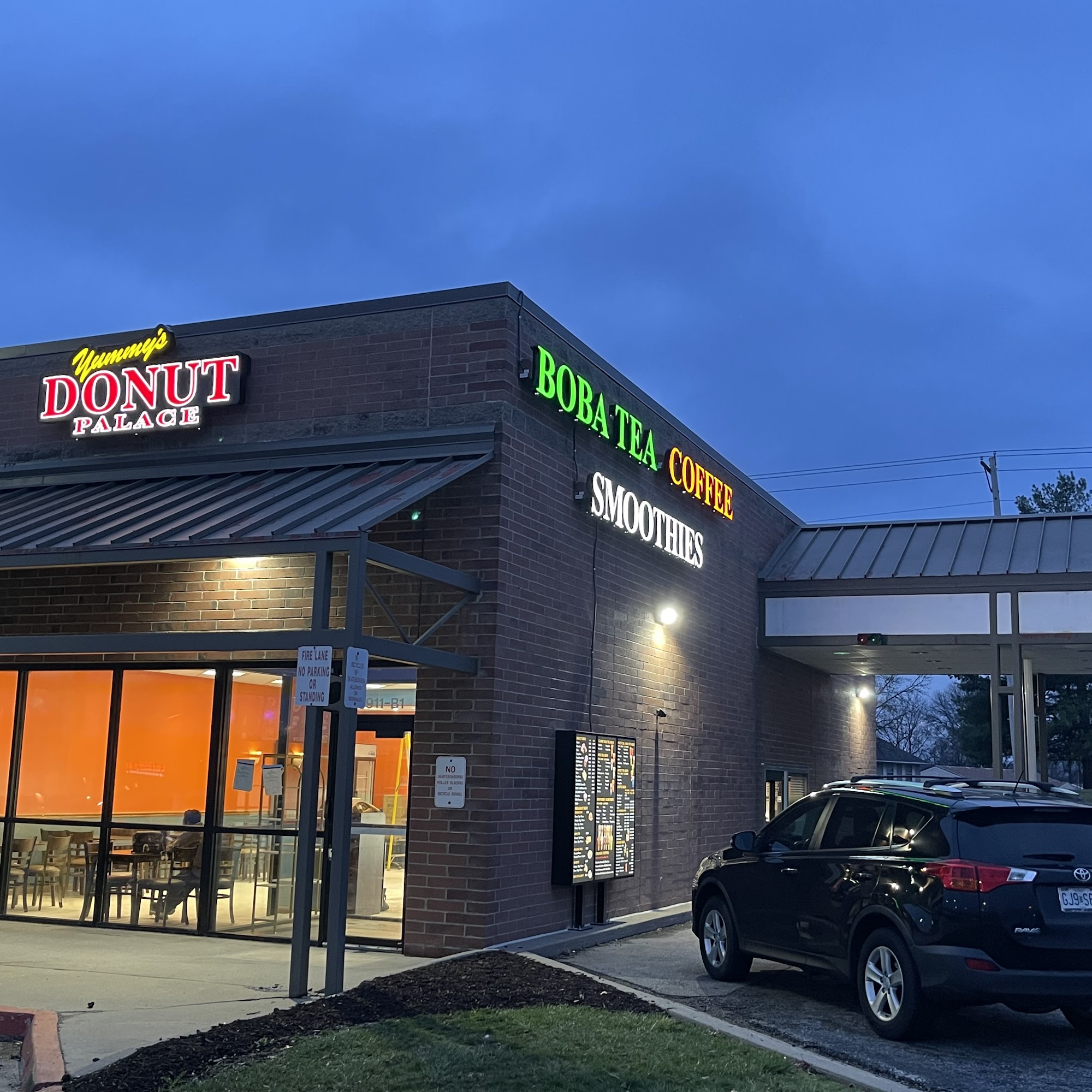 Yummy’s Donut Palace 425 S Main St, Hoisington