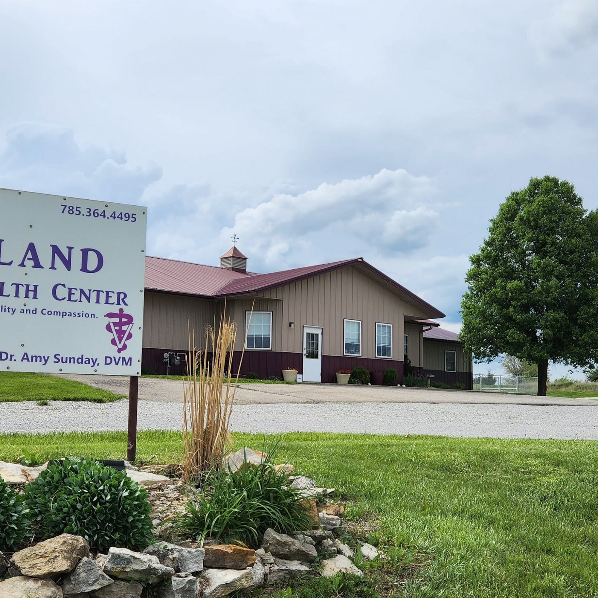 Heartland Veterinary Health Center Holton