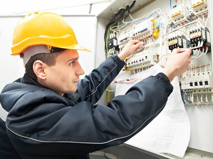 Excalibur Electrician of Lawrence KS