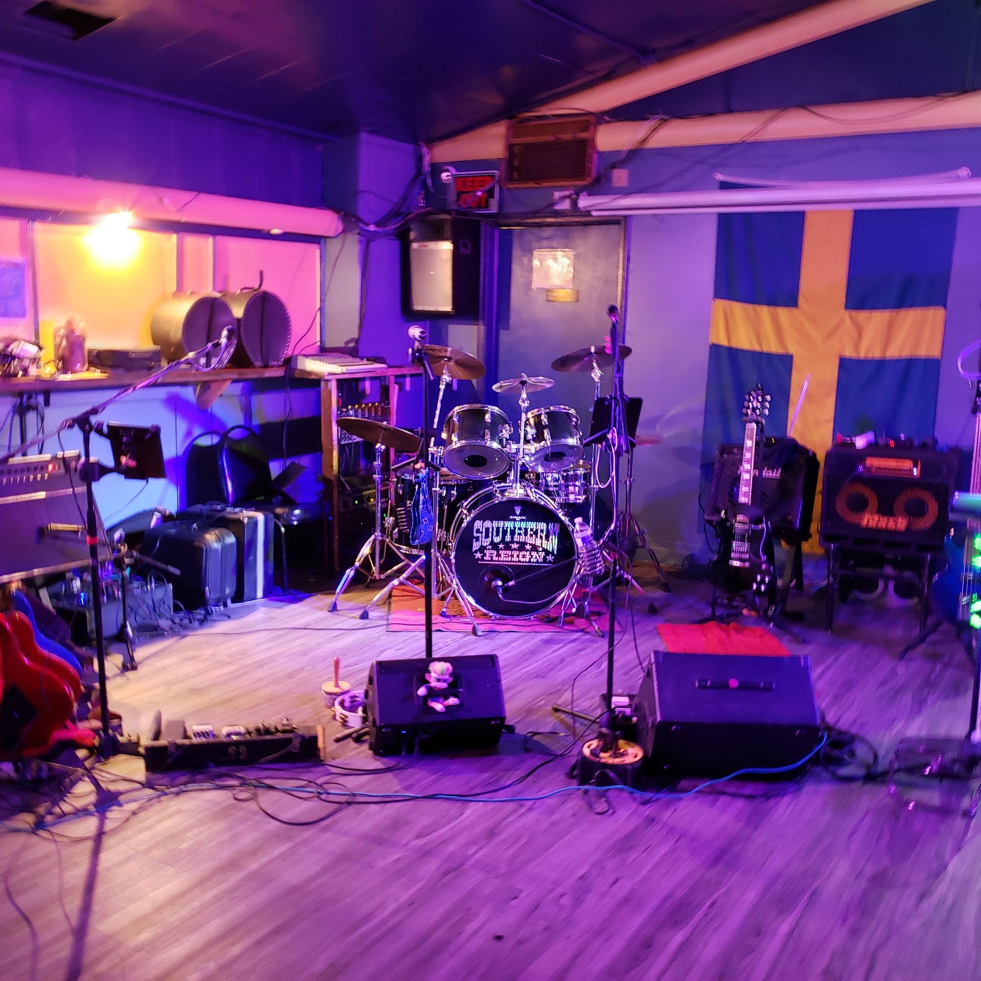 Fluffy's Swedish Pub Leavenworth