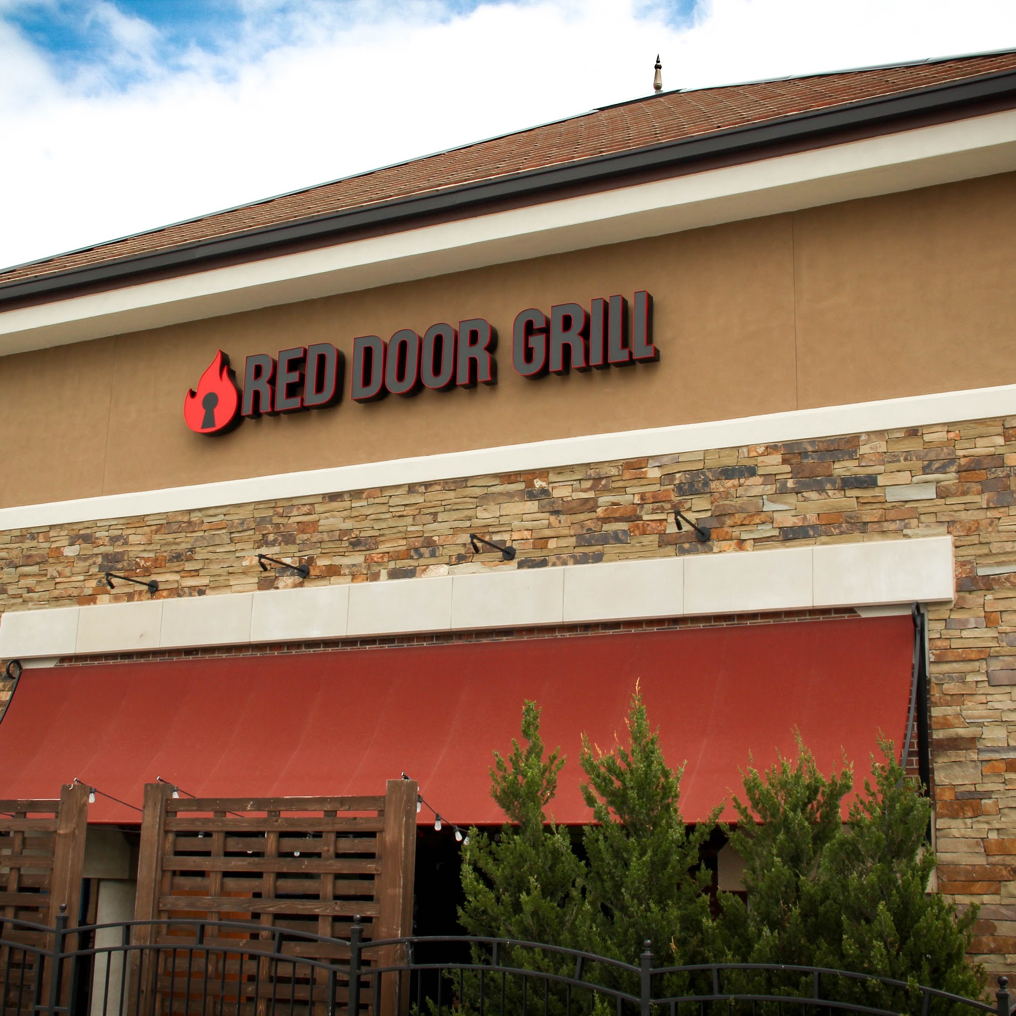 Red Door Woodfired Grill Leawood
