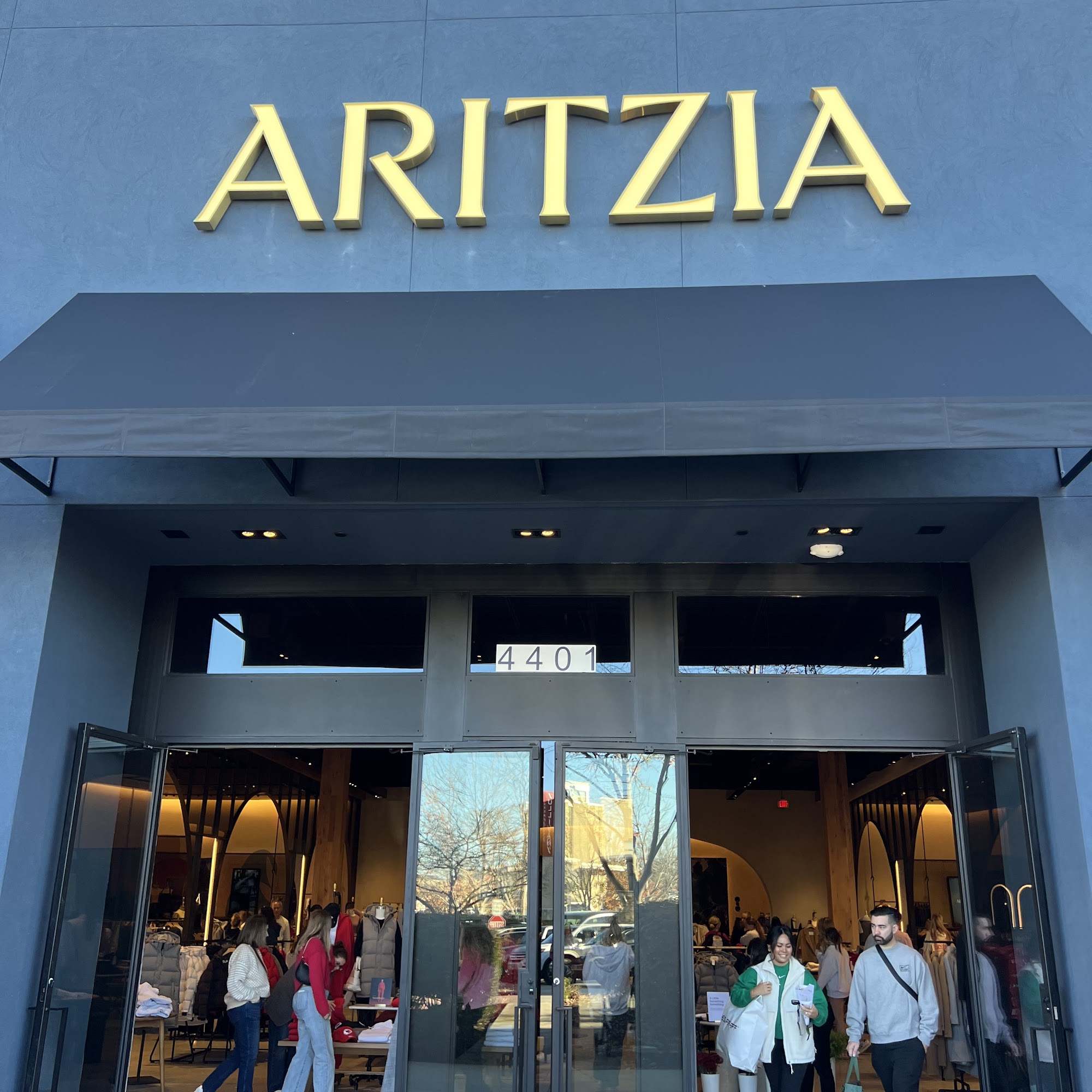Aritzia Leawood
