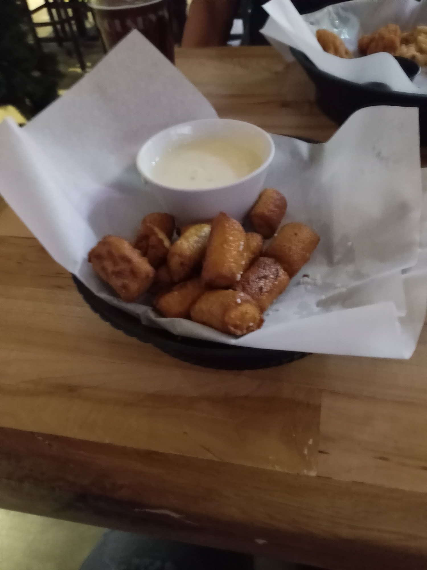 GOOLSBY’S Manhattan