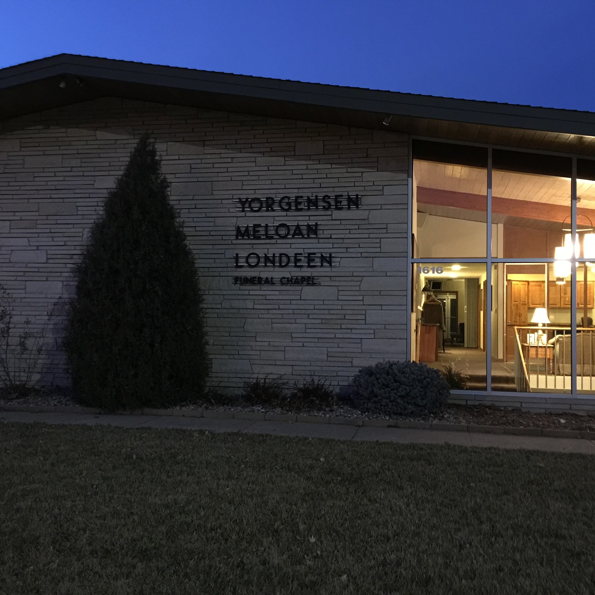 Yorgensen-Meloan-Londeen Funeral Home Manhattan