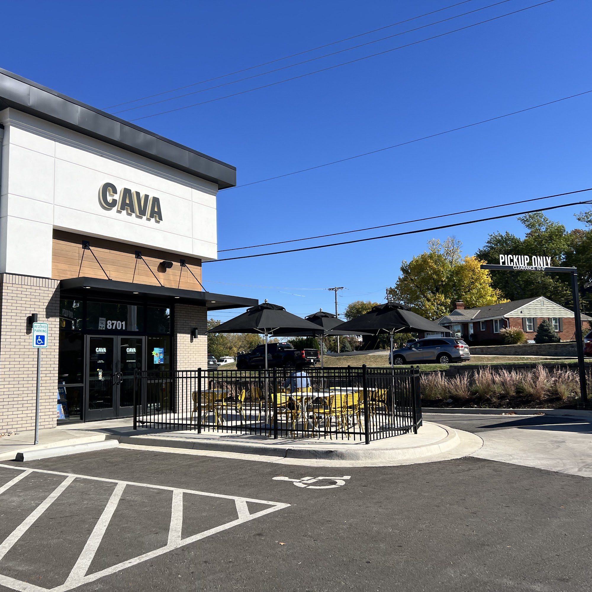 CAVA 8701 Shawnee Mission Pkwy, Mission