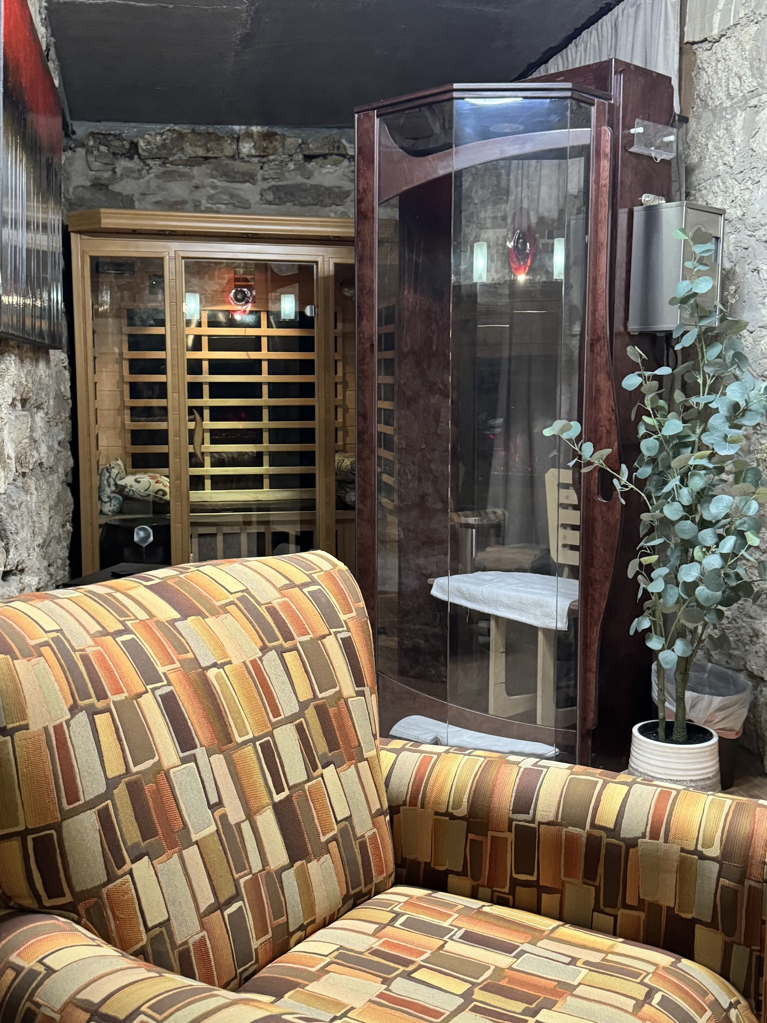 Essentials - Massage & Spa Norton, KS 211 S Kansas Ave Ste 100, Norton Kansas 67654