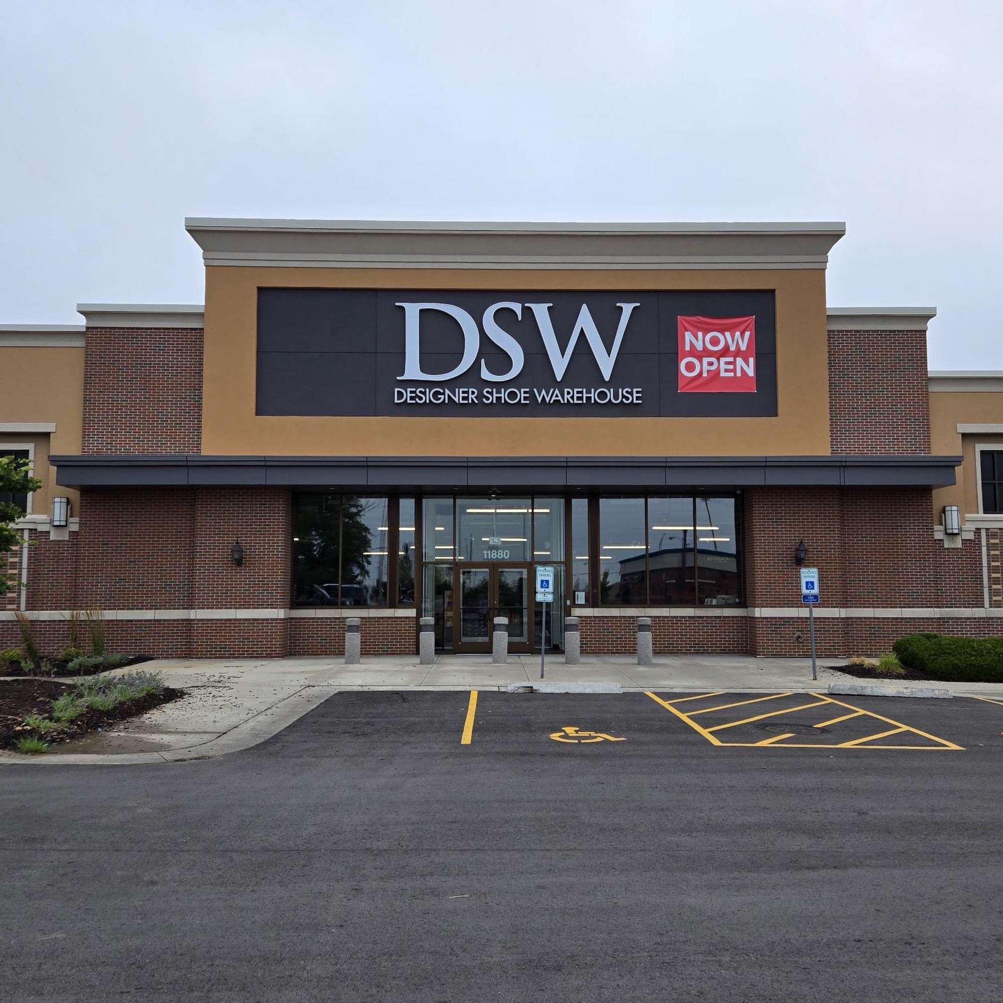DSW Designer Shoe Warehouse Overland Park