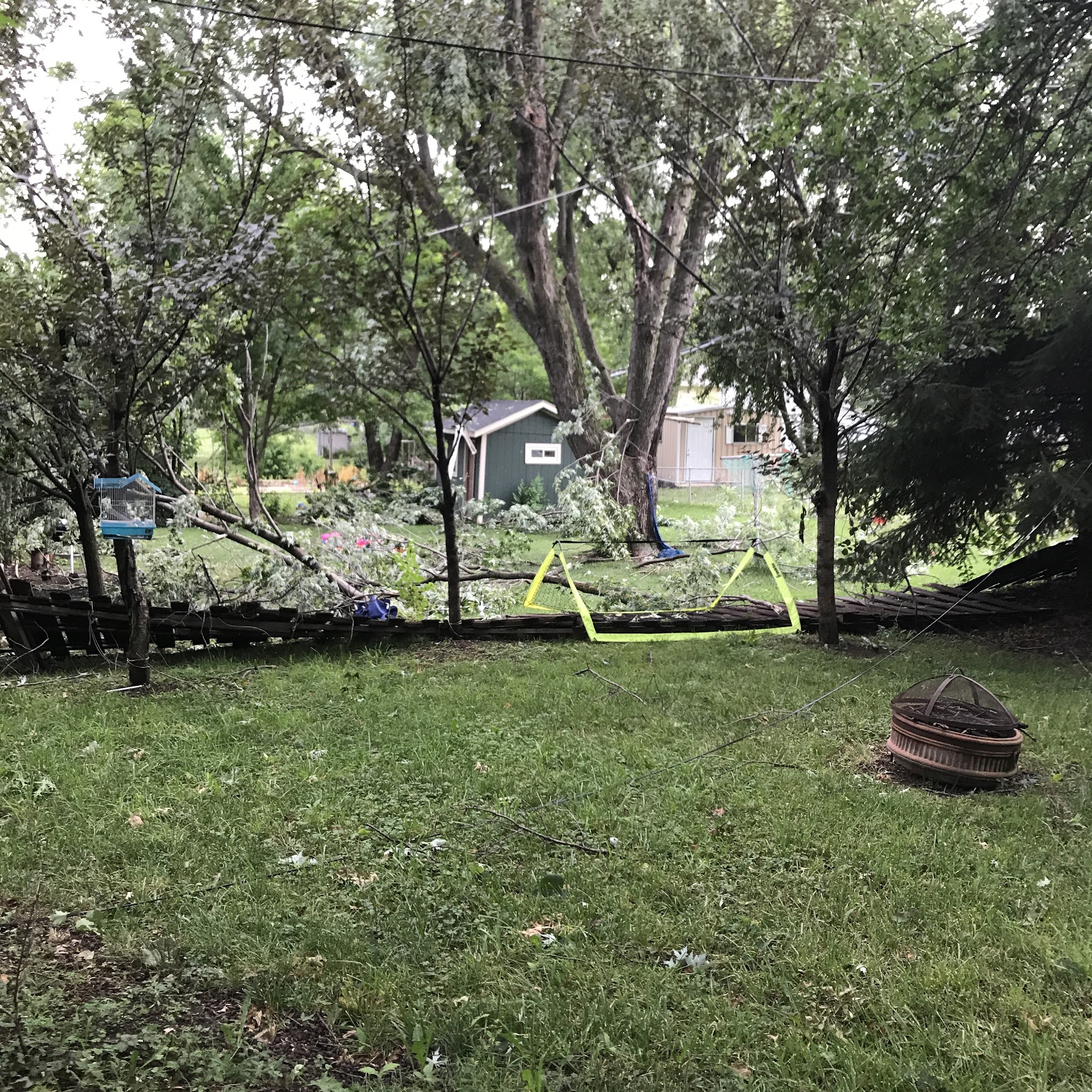 metro lawns and landscaping