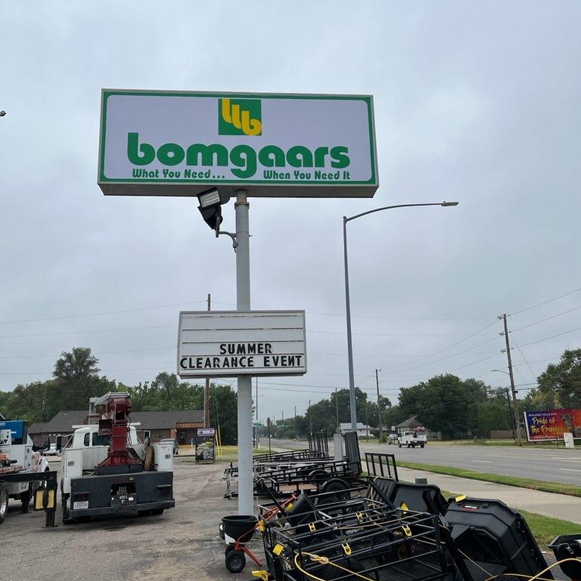 Bomgaars