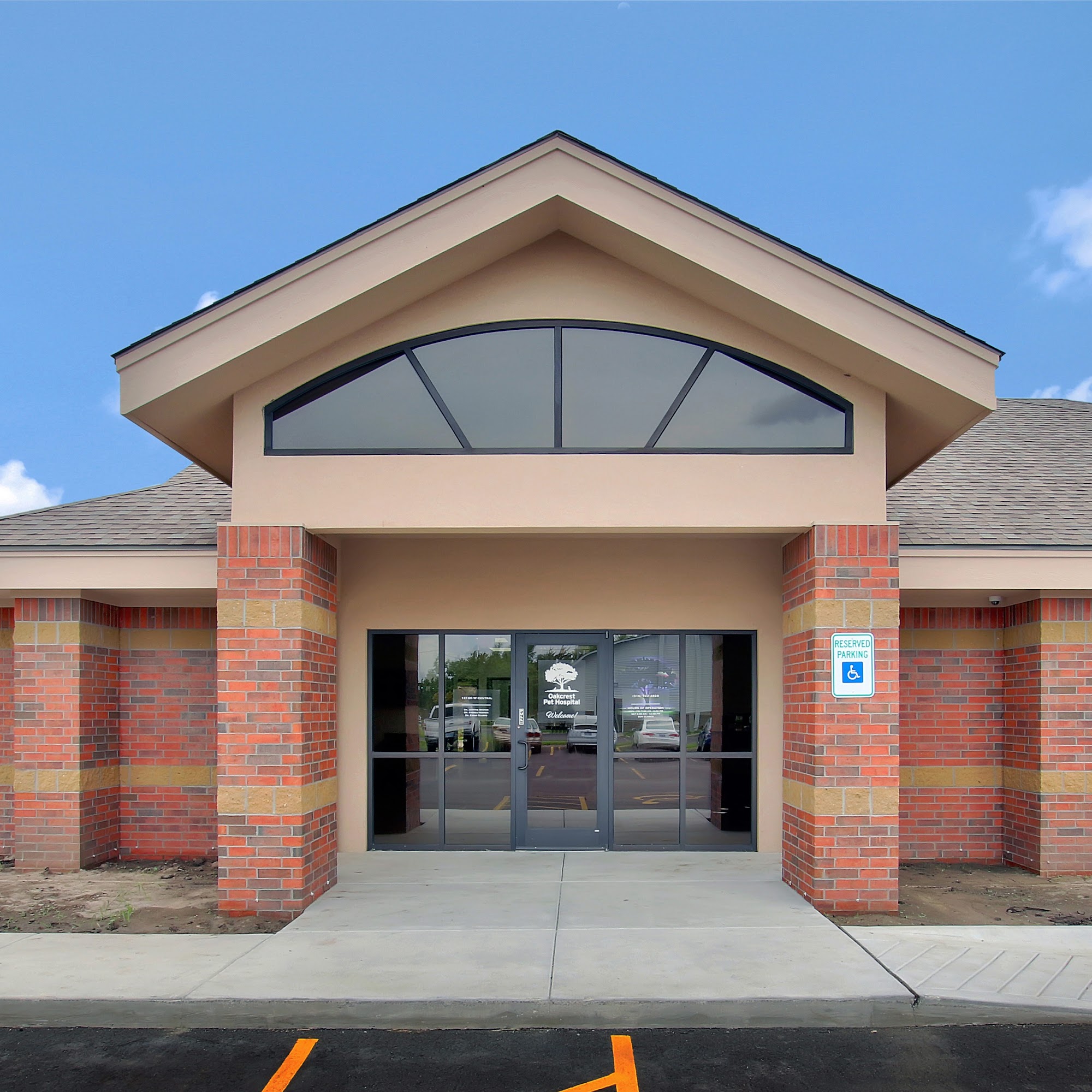 Oakcrest Pet Hospital Wichita