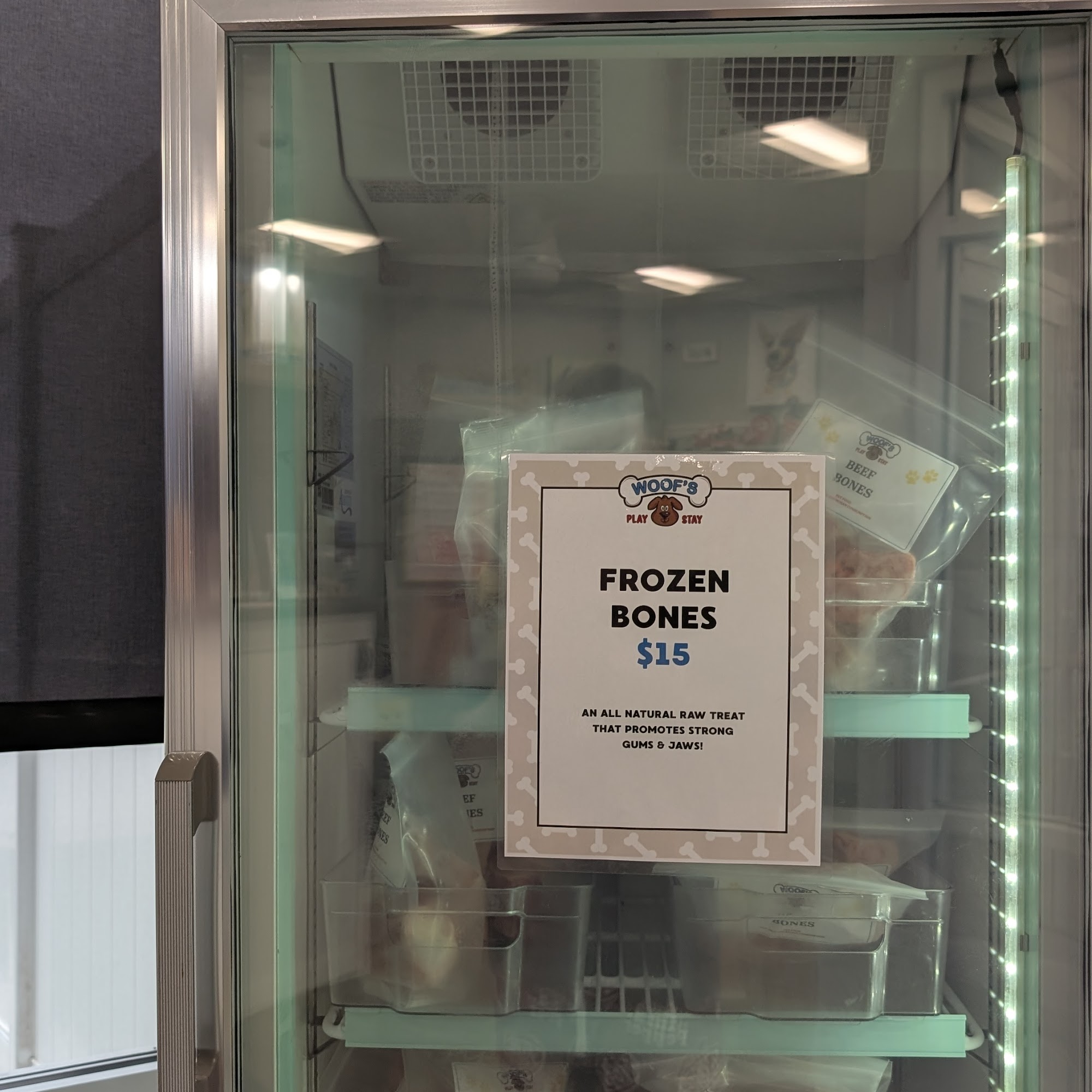 Woof's Play & Stay Wichita