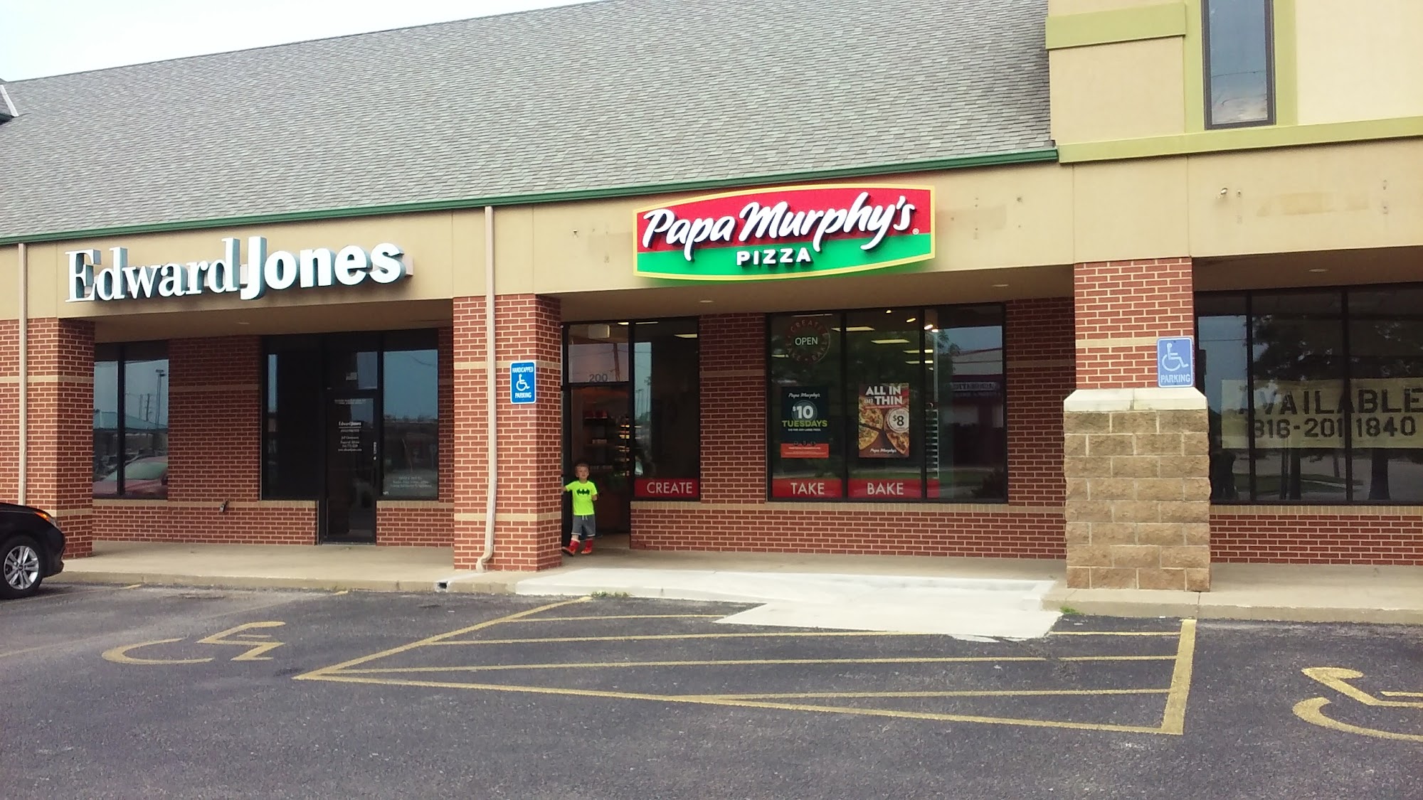 Papa Murphy's | Take 'N' Bake Pizza