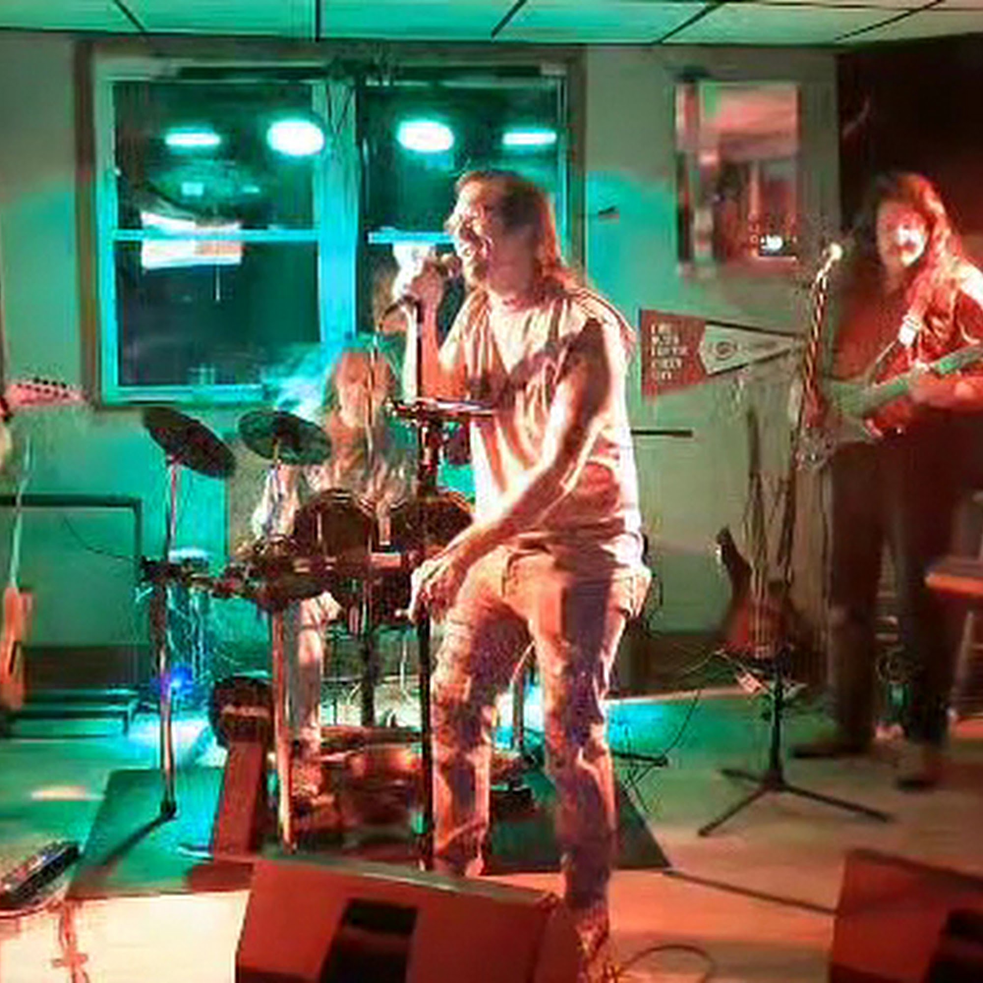 Barrett's Pour House 9406 Old US 27, Alexandria