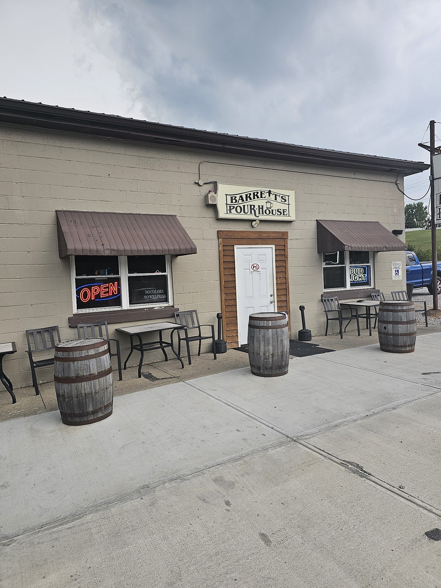 Barrett's Pour House 9406 Old US 27, Alexandria