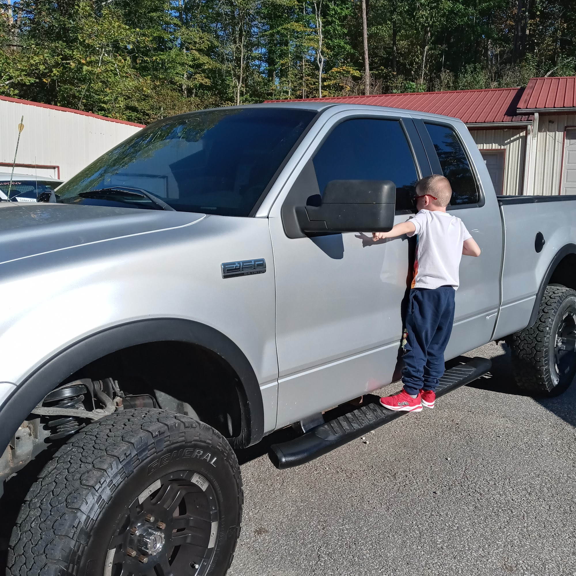 McKenzie Frame and Collision Ashland