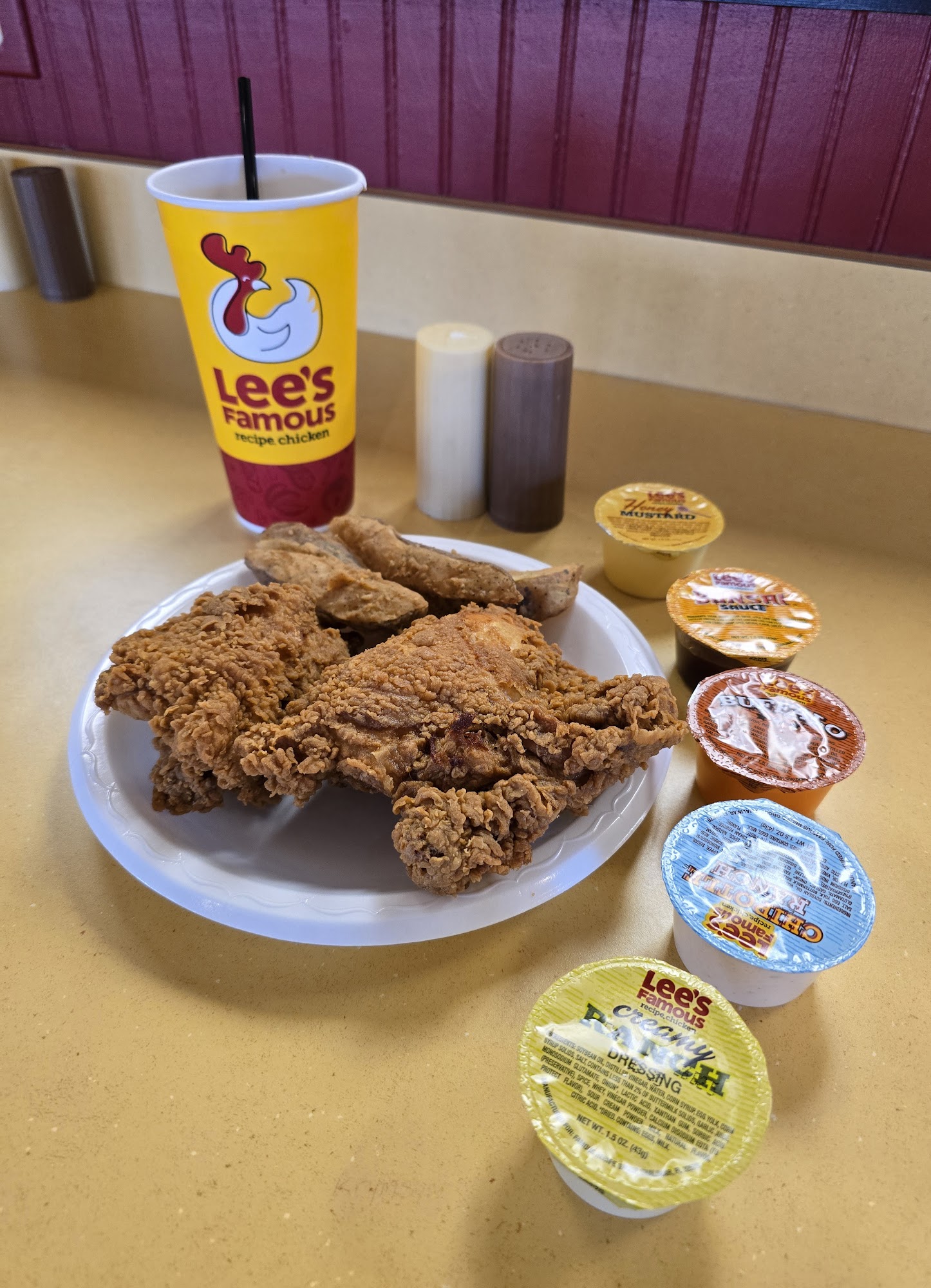 Lee's Famous Recipe Chicken Menu