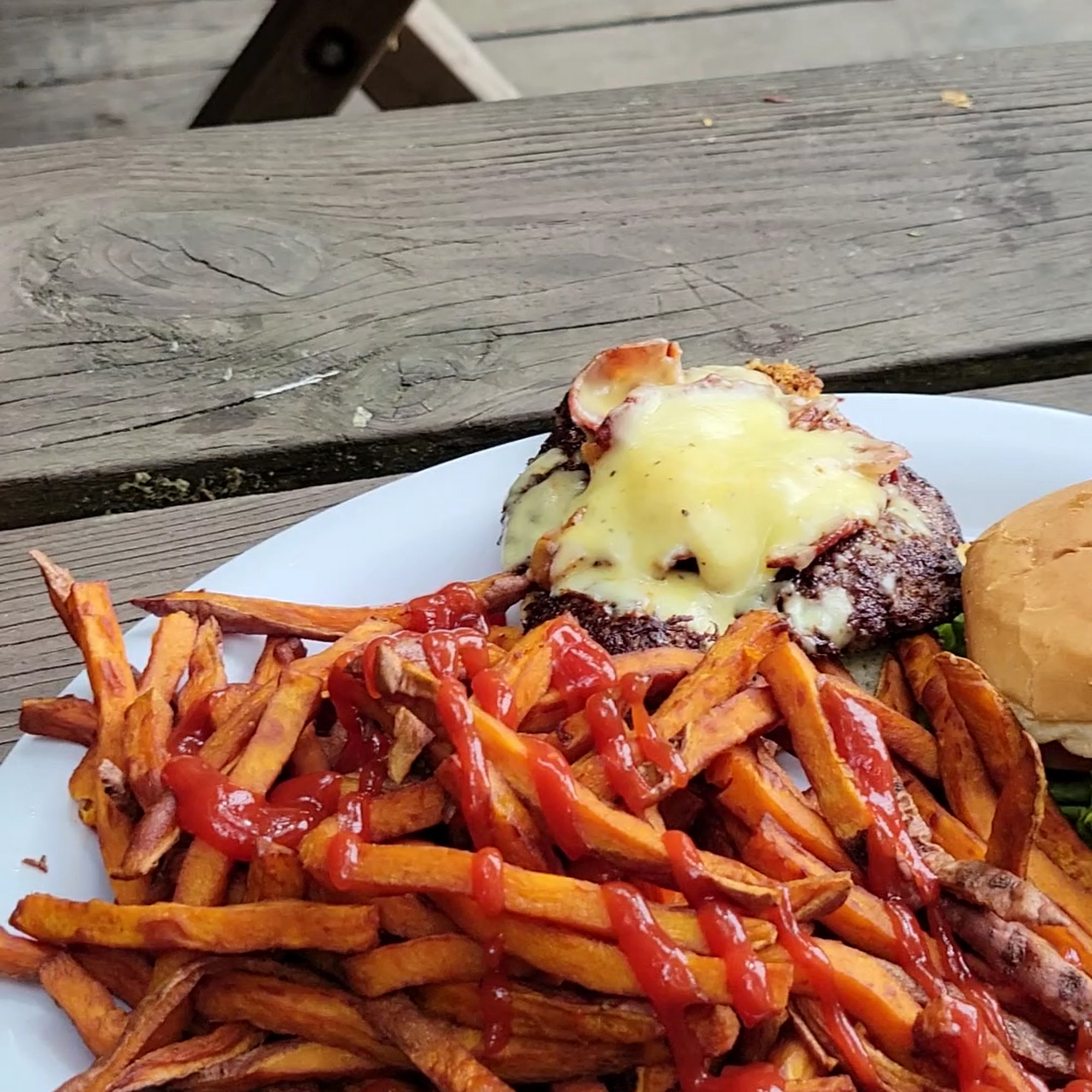 Red River Rockhouse Campton