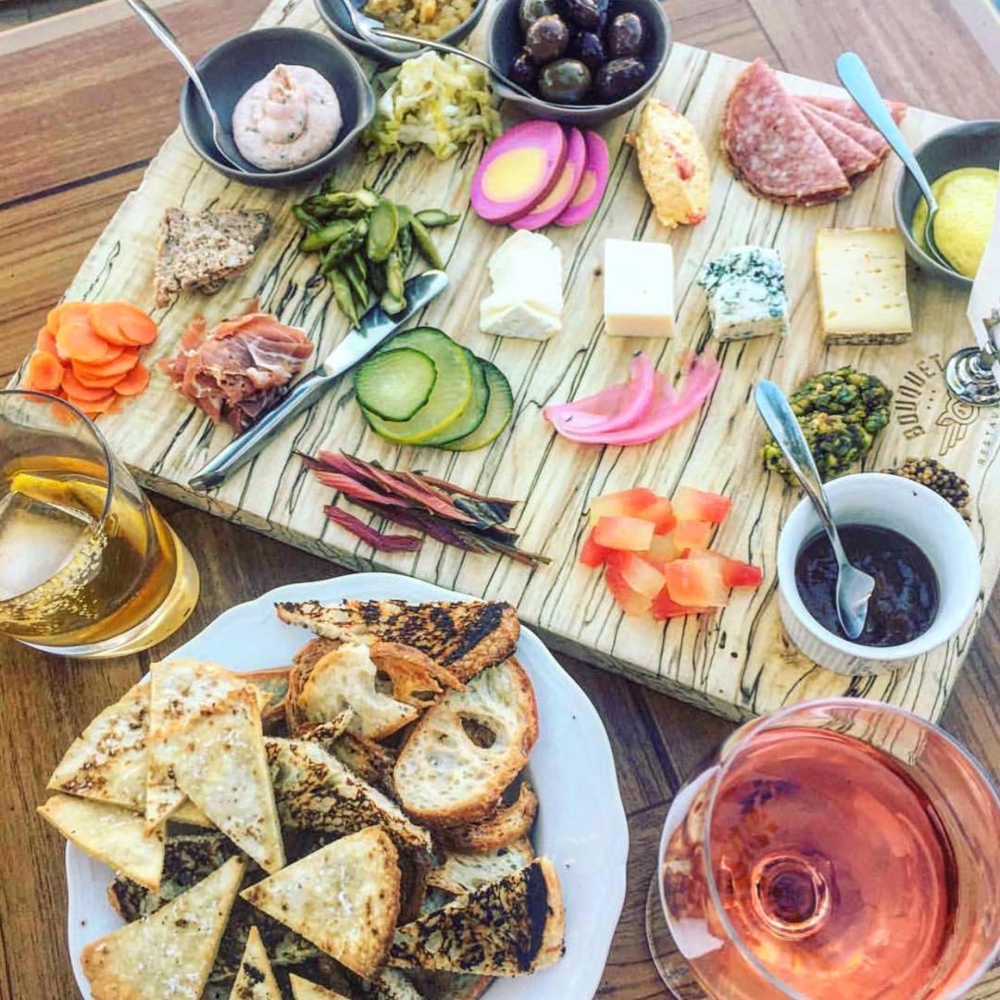 Bouquet Restaurant Covington