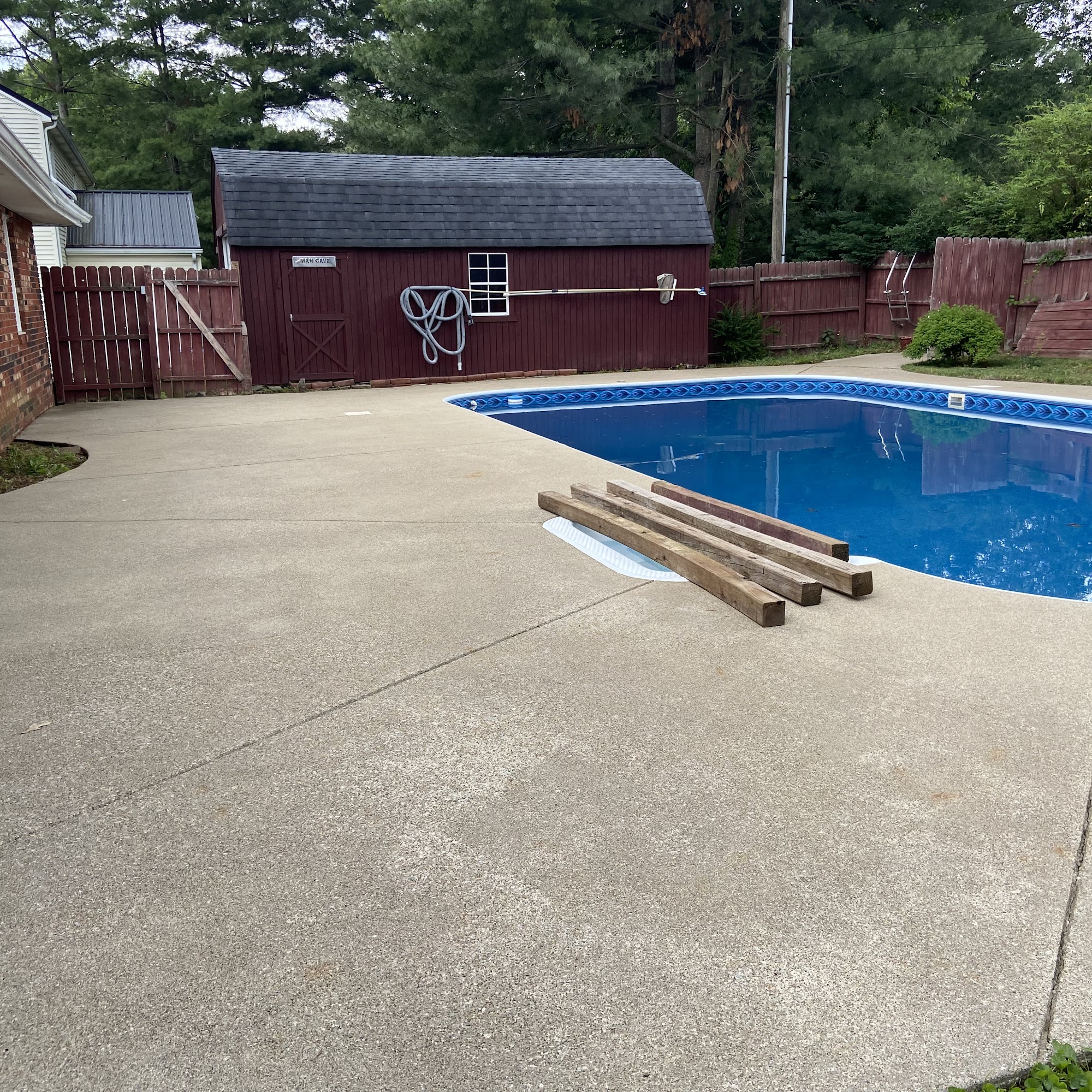 Ashland 2936 Fields Ave, Flatwoods Kentucky 41139