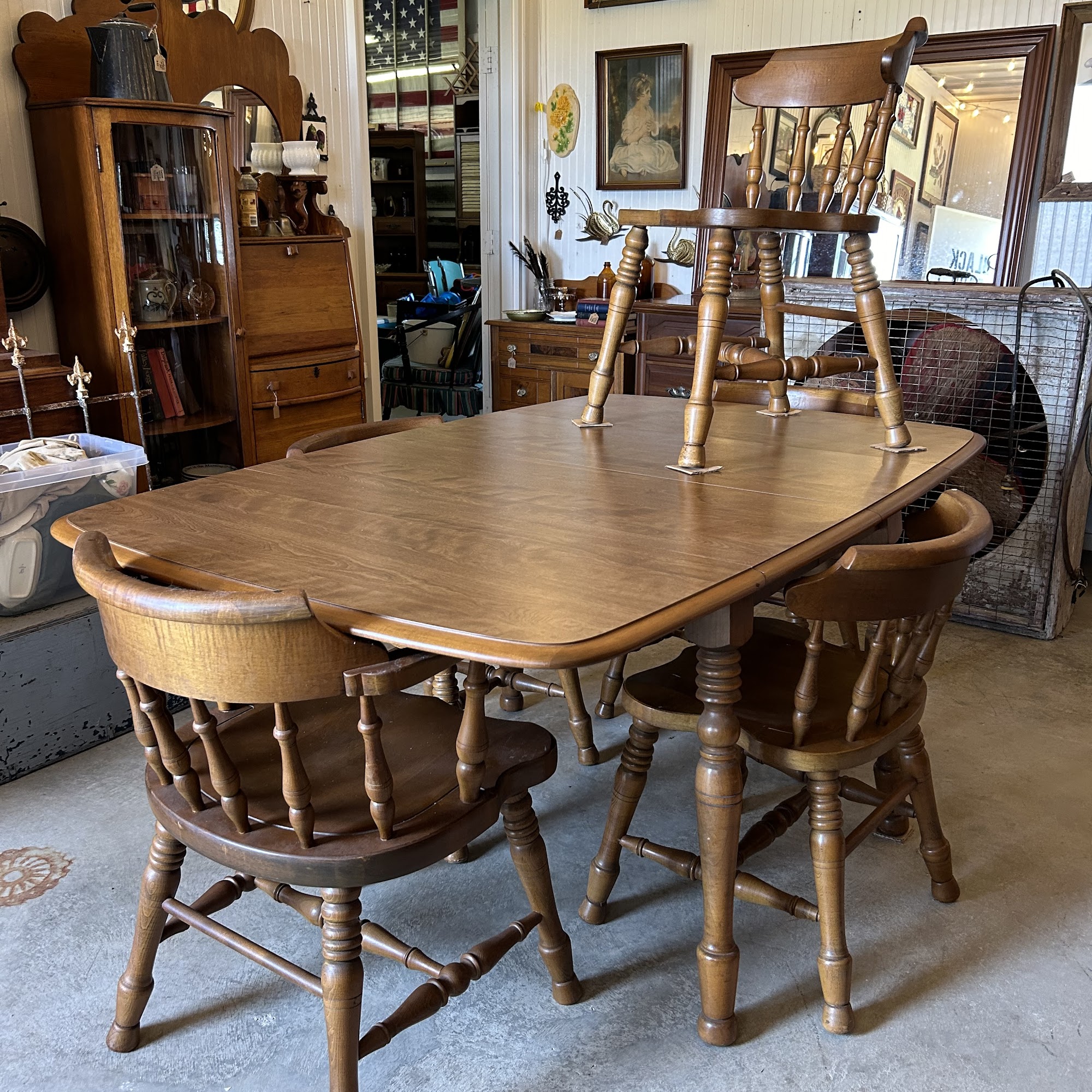 Black Barn Vintage Hopkinsville