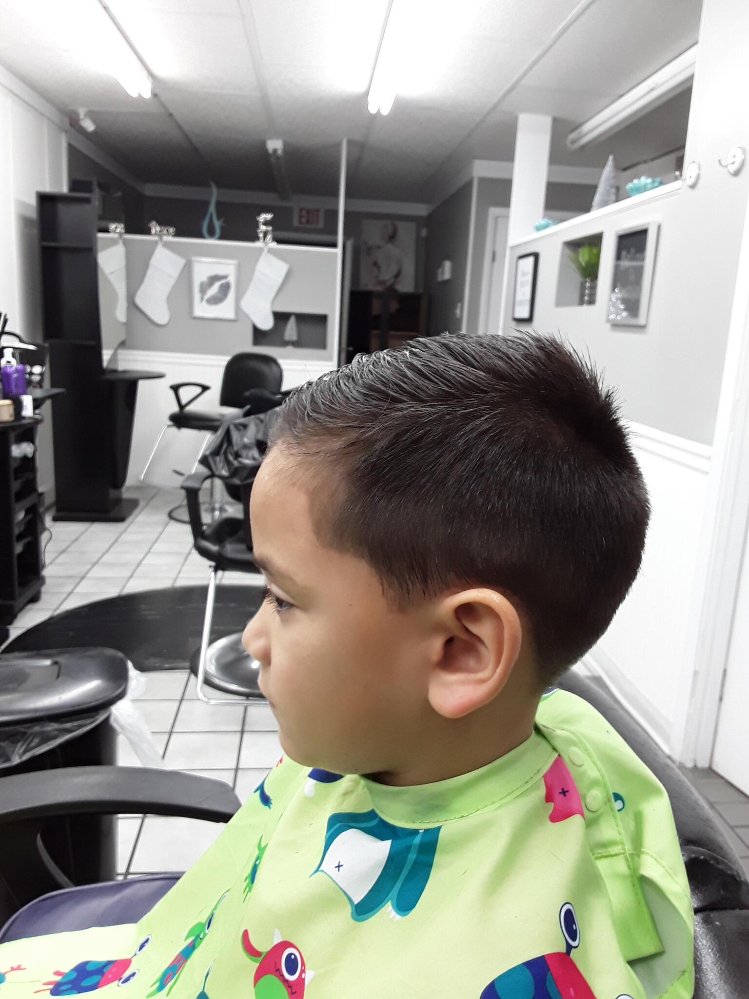Diana's Salon