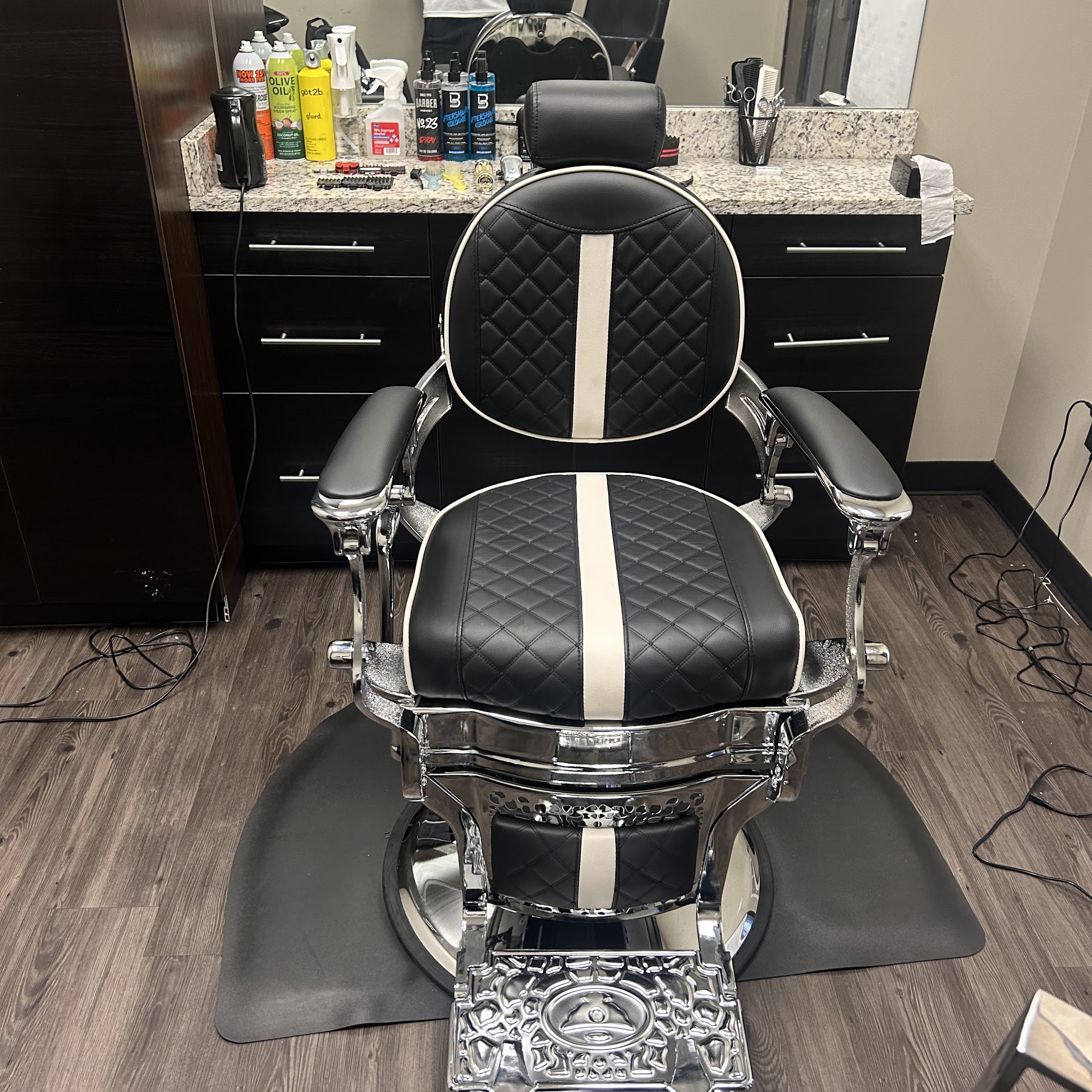 Devoe’s Barber Studio 2548 Larkin Rd, Lexington Kentucky 40503