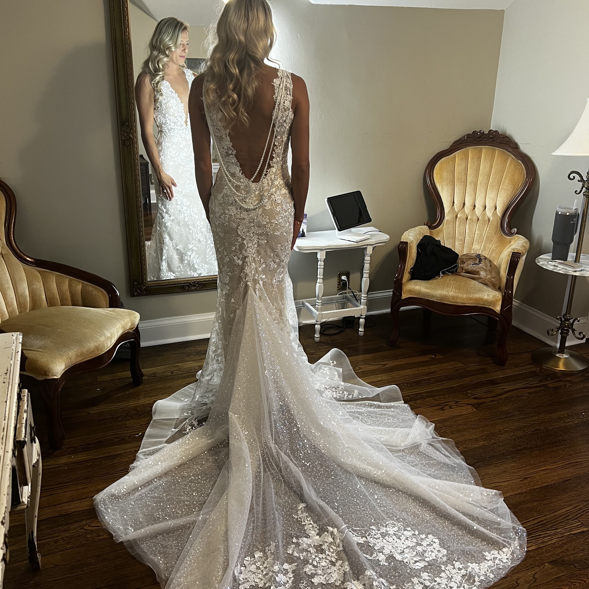 Alterations by Ashlee 300 E Kenwood Dr, Louisville Kentucky 40214