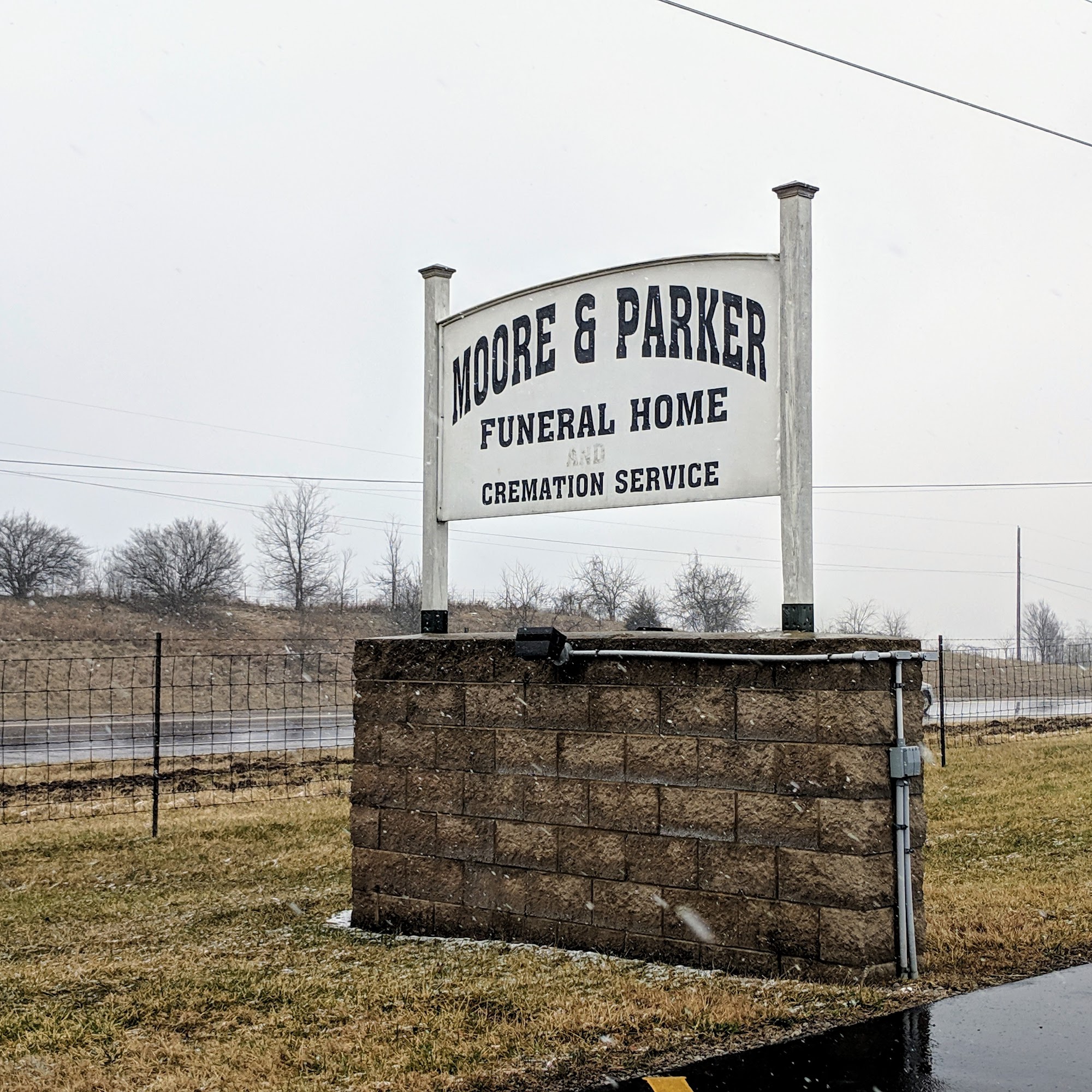 Moore and Parker Funeral Home and Cremation Services Maysville