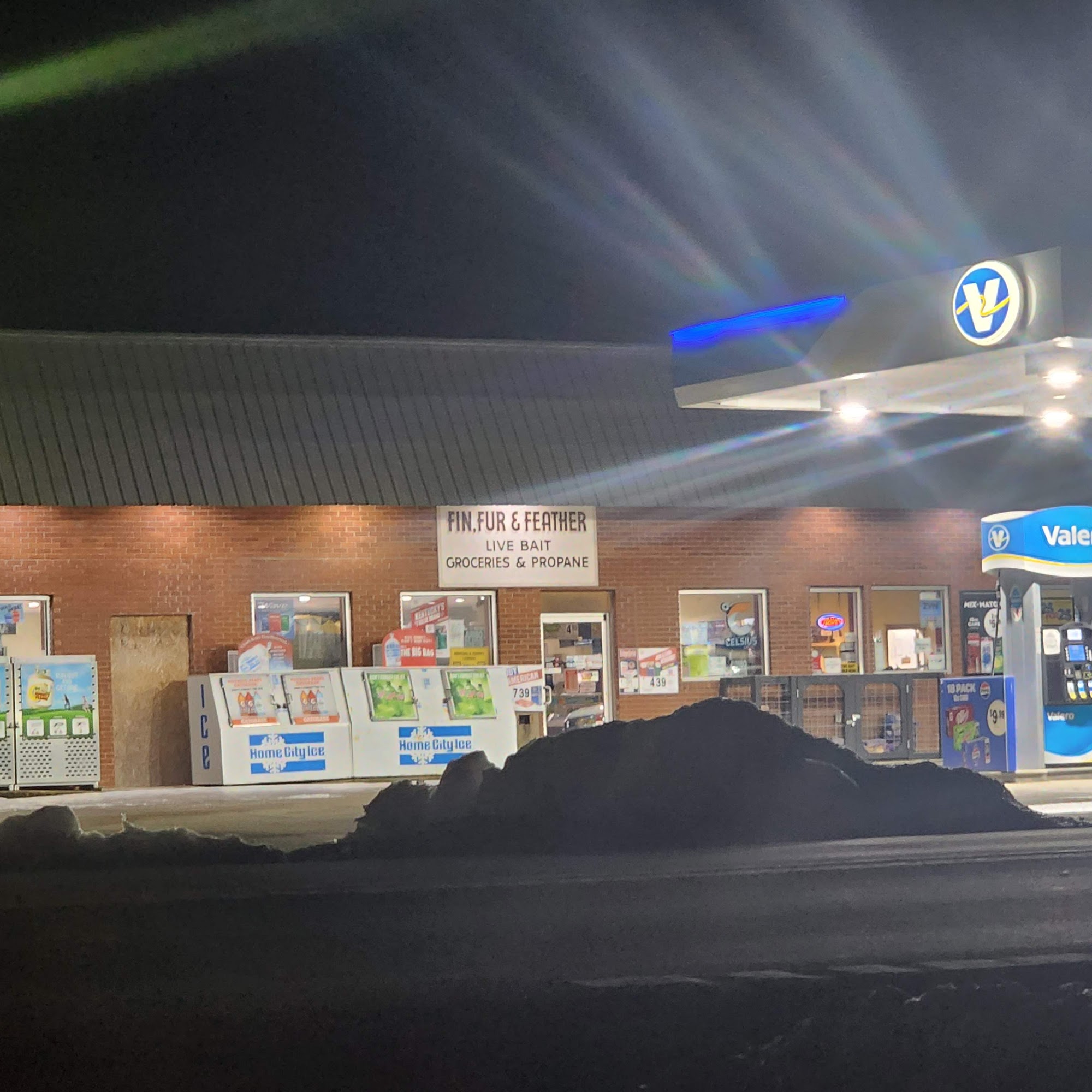 U Mart ( Old Fin-Fur & Feathers ) Morehead