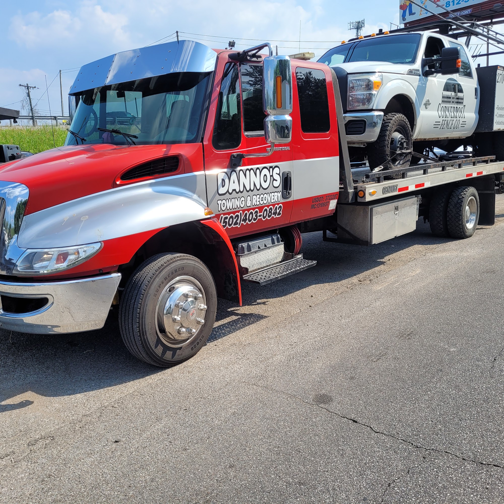 Danno's Towing, Recovery And Auto shop louisville ky